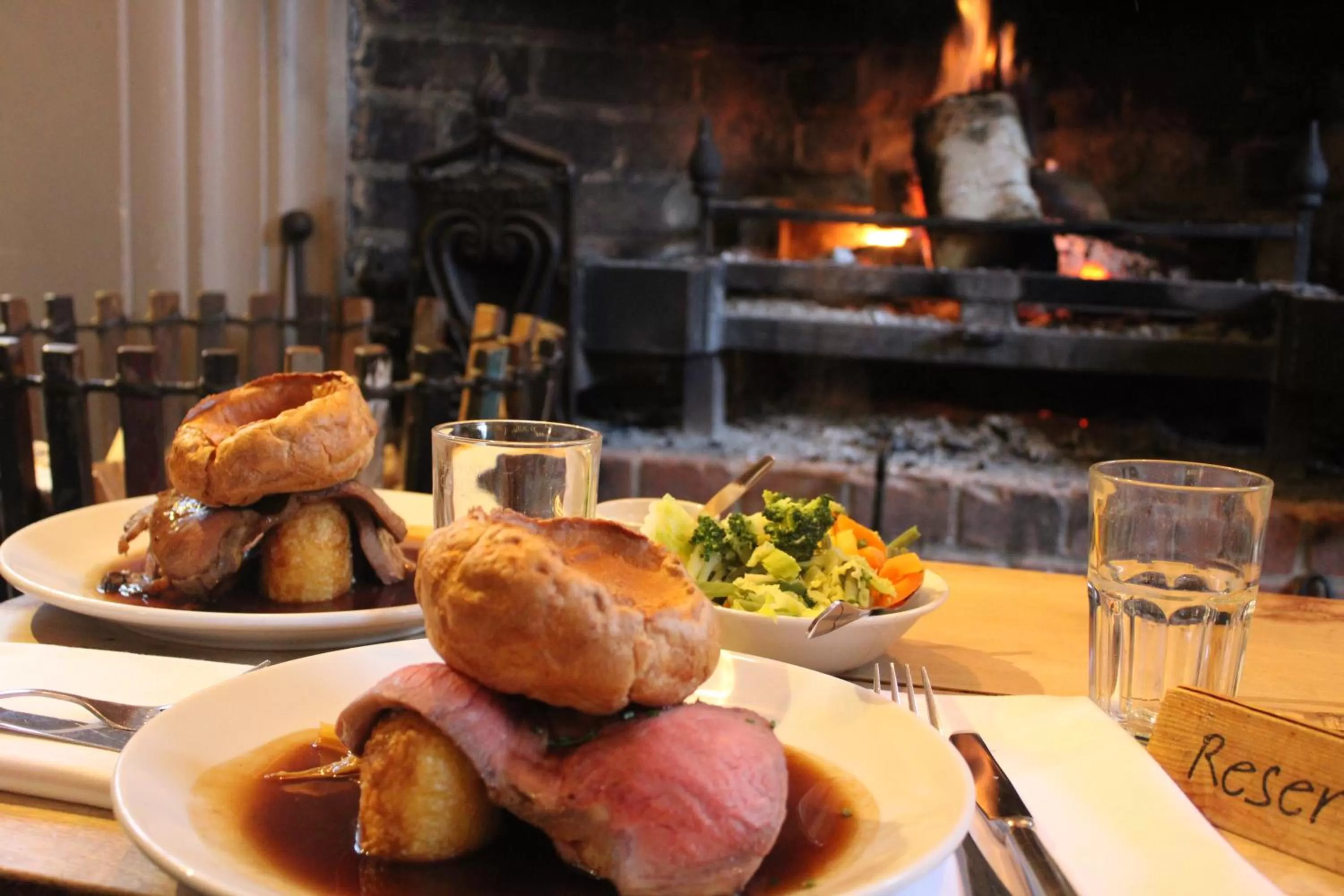 Food and drinks in Monkey Brewhouse