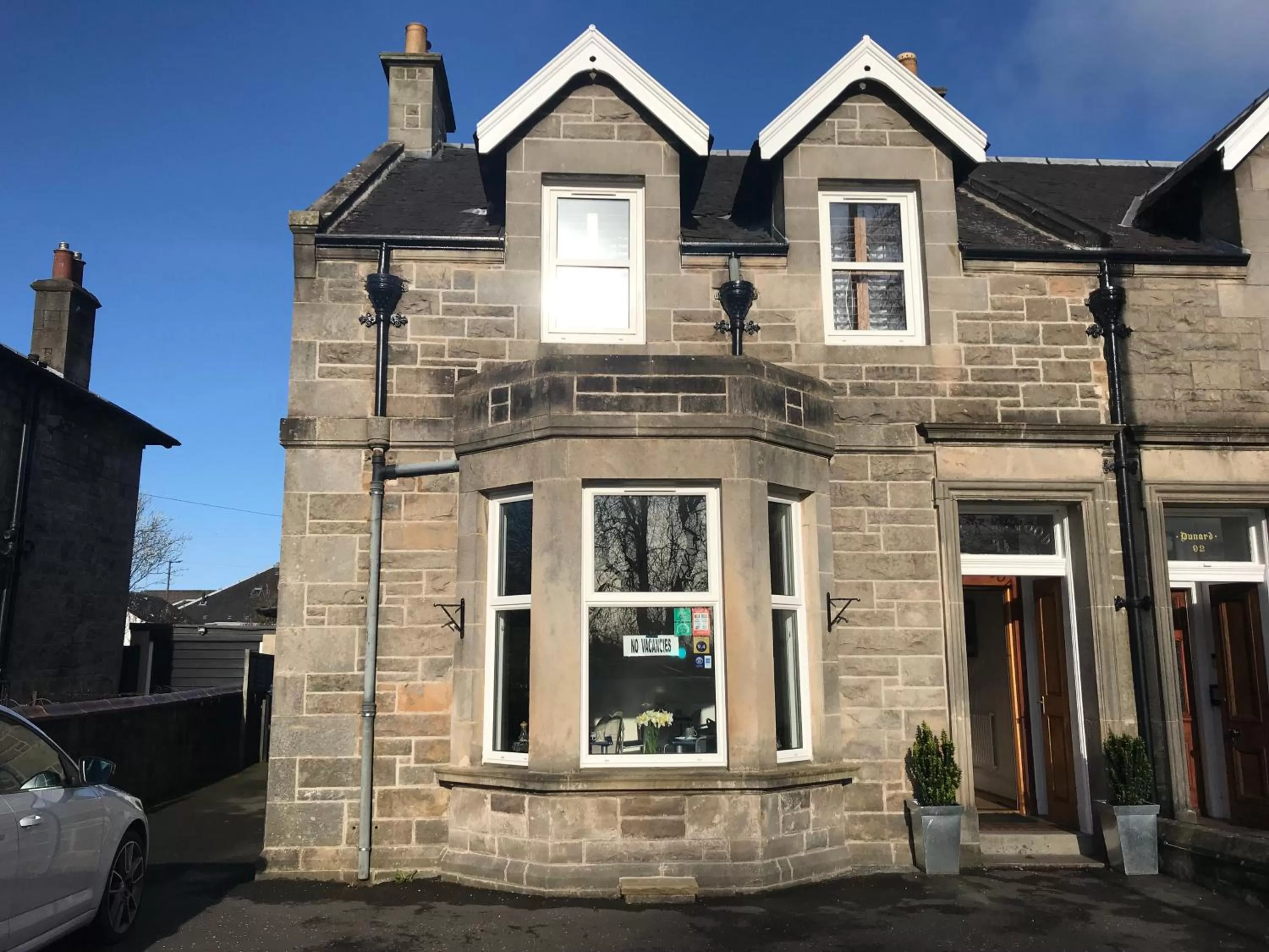 Facade/entrance in Ravenswood Guest House