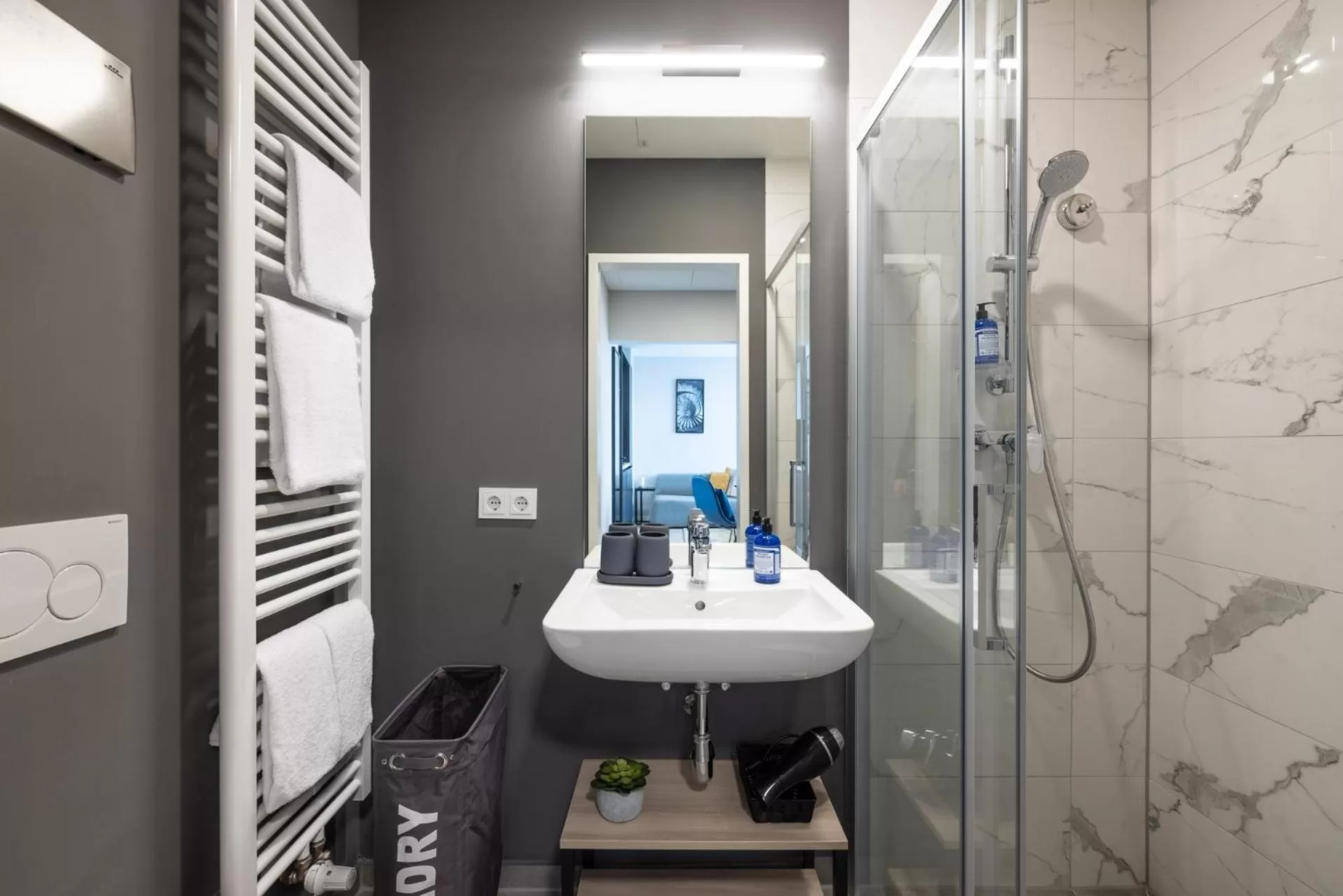 Bathroom in JOYN Cologne - Serviced Apartments