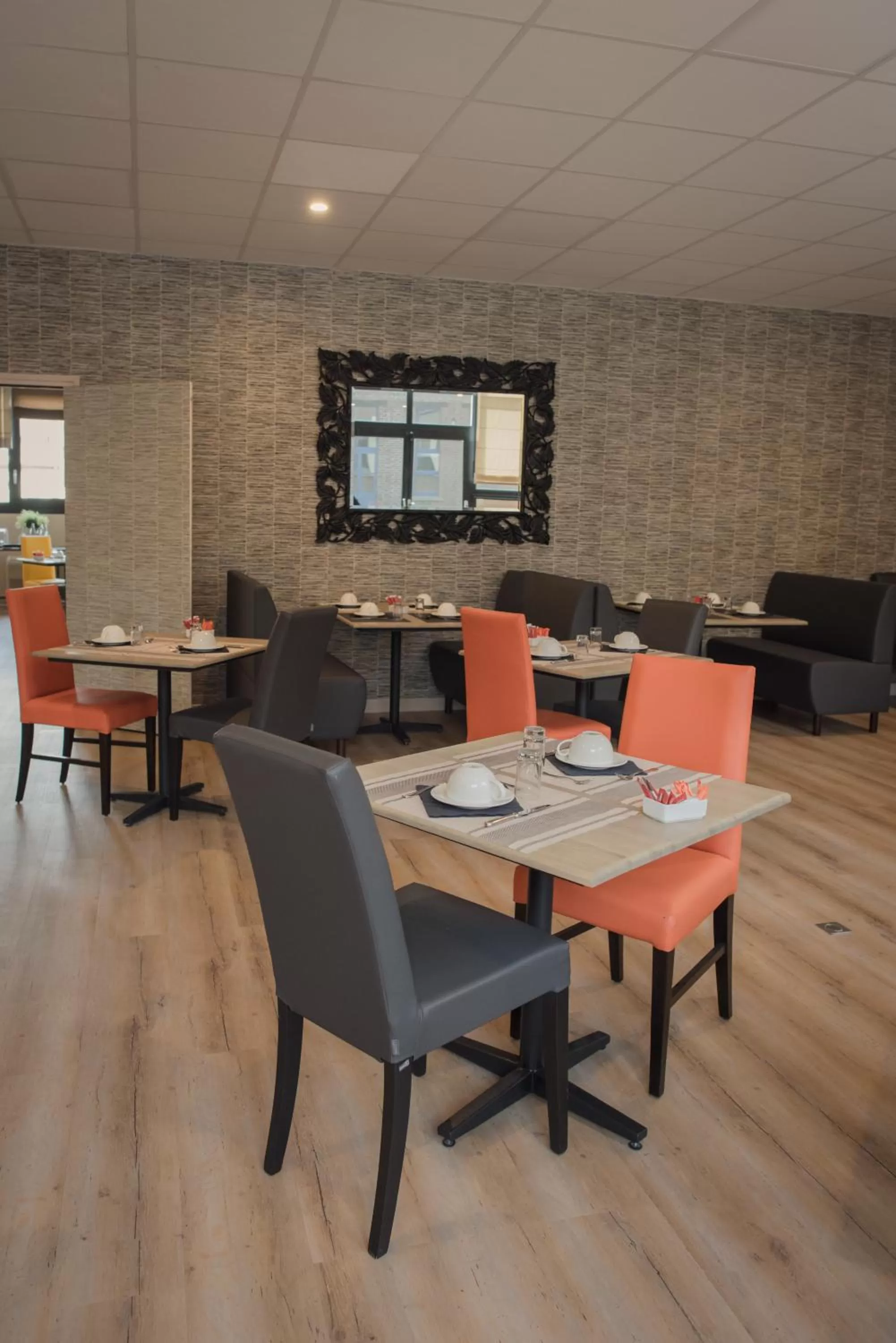 Continental breakfast in Best Western Hôtel Hermitage