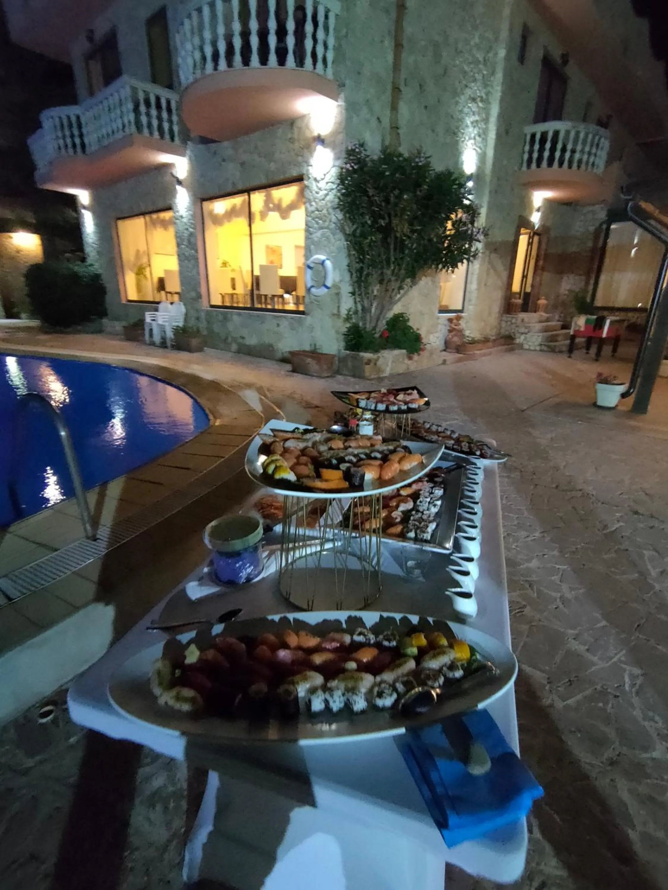 Restaurant/places to eat in Hotel La Playa Blanca