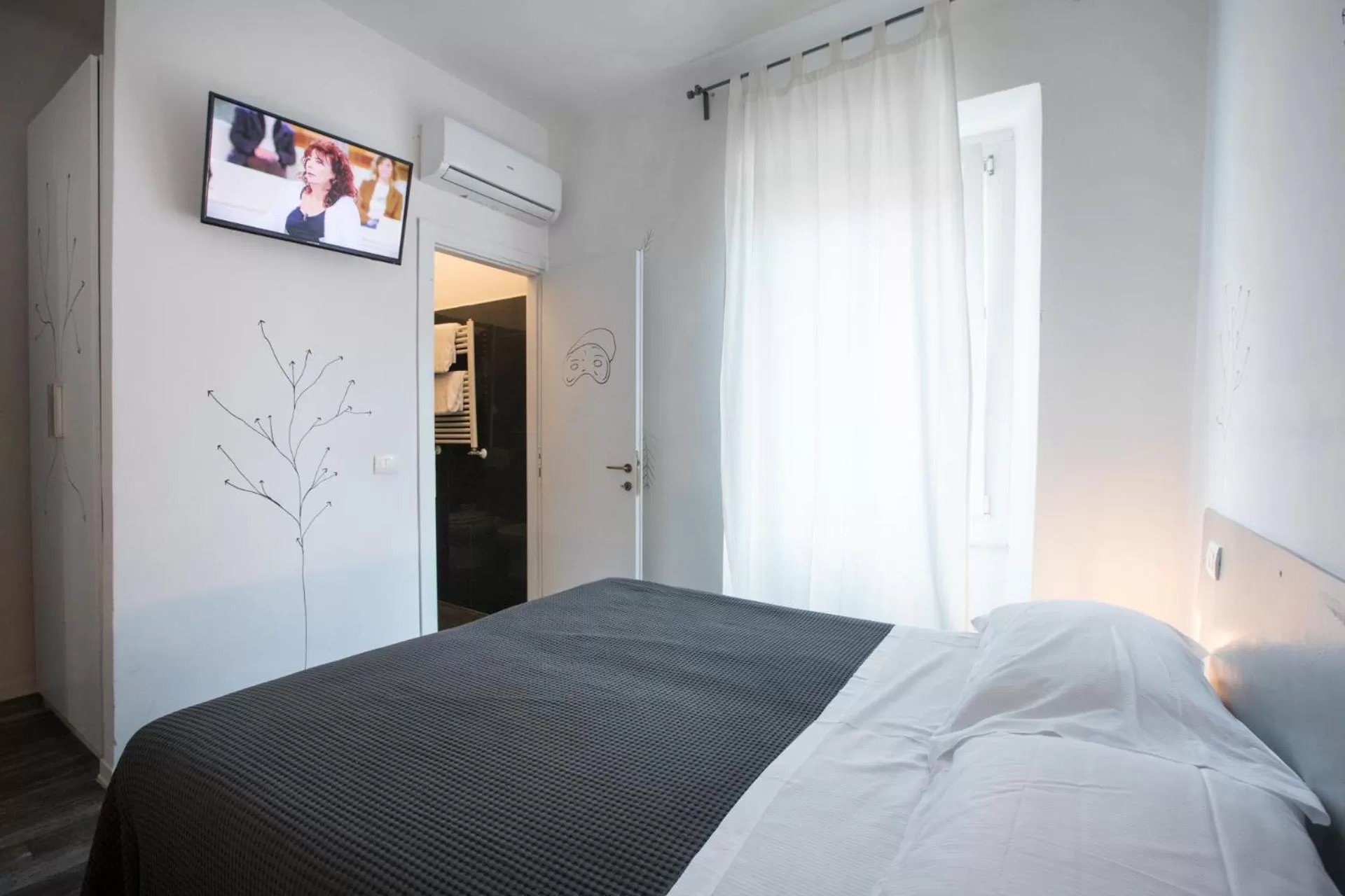 Photo of the whole room, Bed in Boutique Hotel Novecento