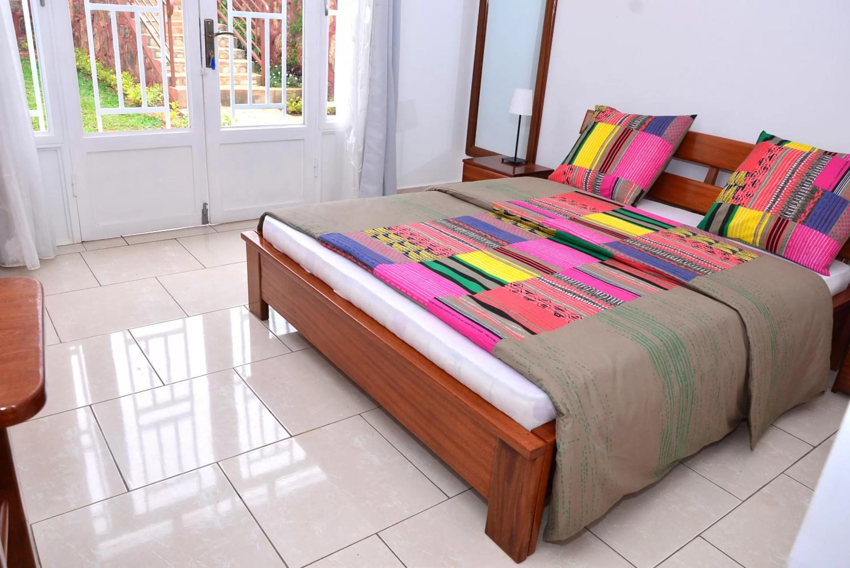 Bed in Hôtel Maisons-Sifa