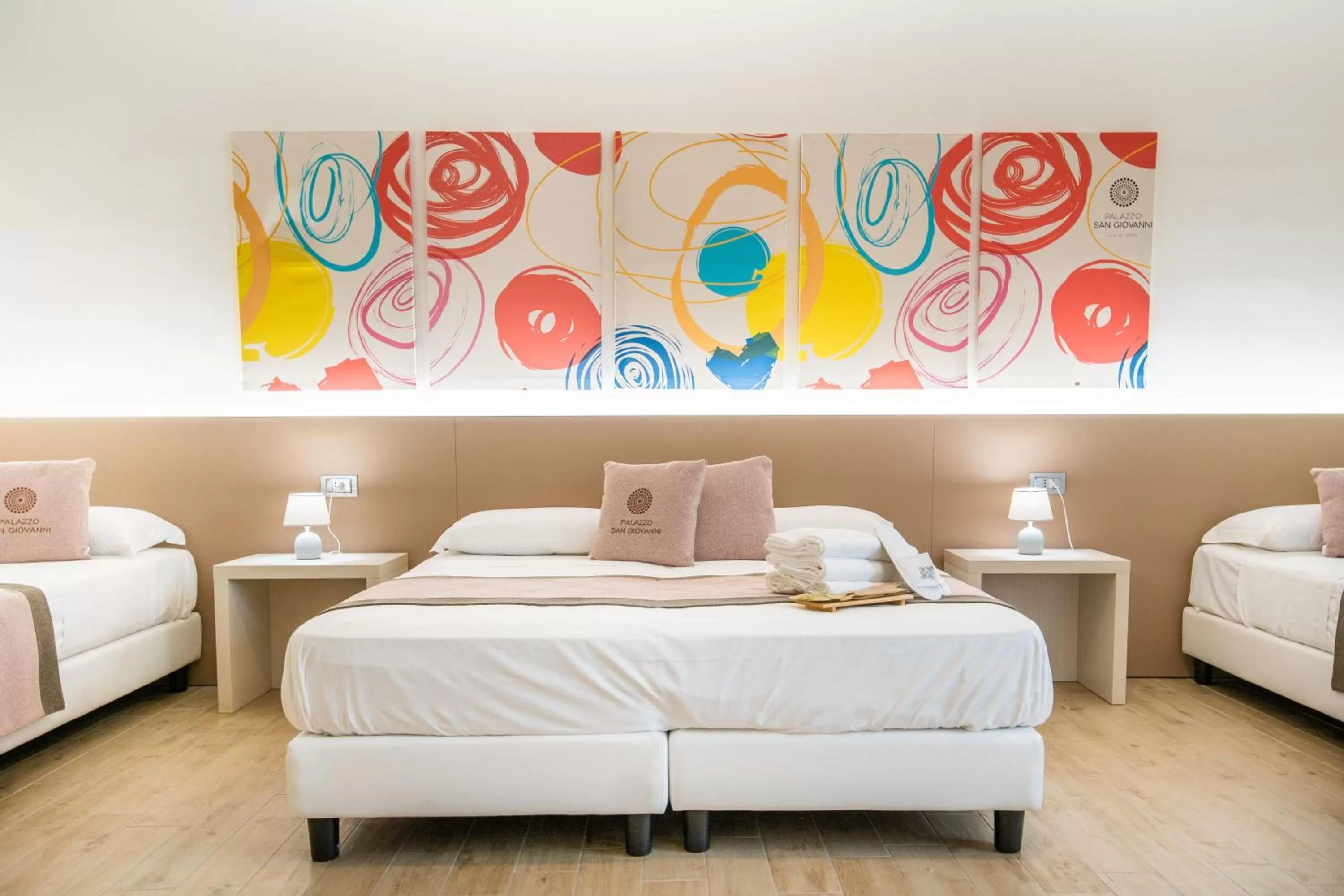 Photo of the whole room, Bed in Palazzo San Giovanni