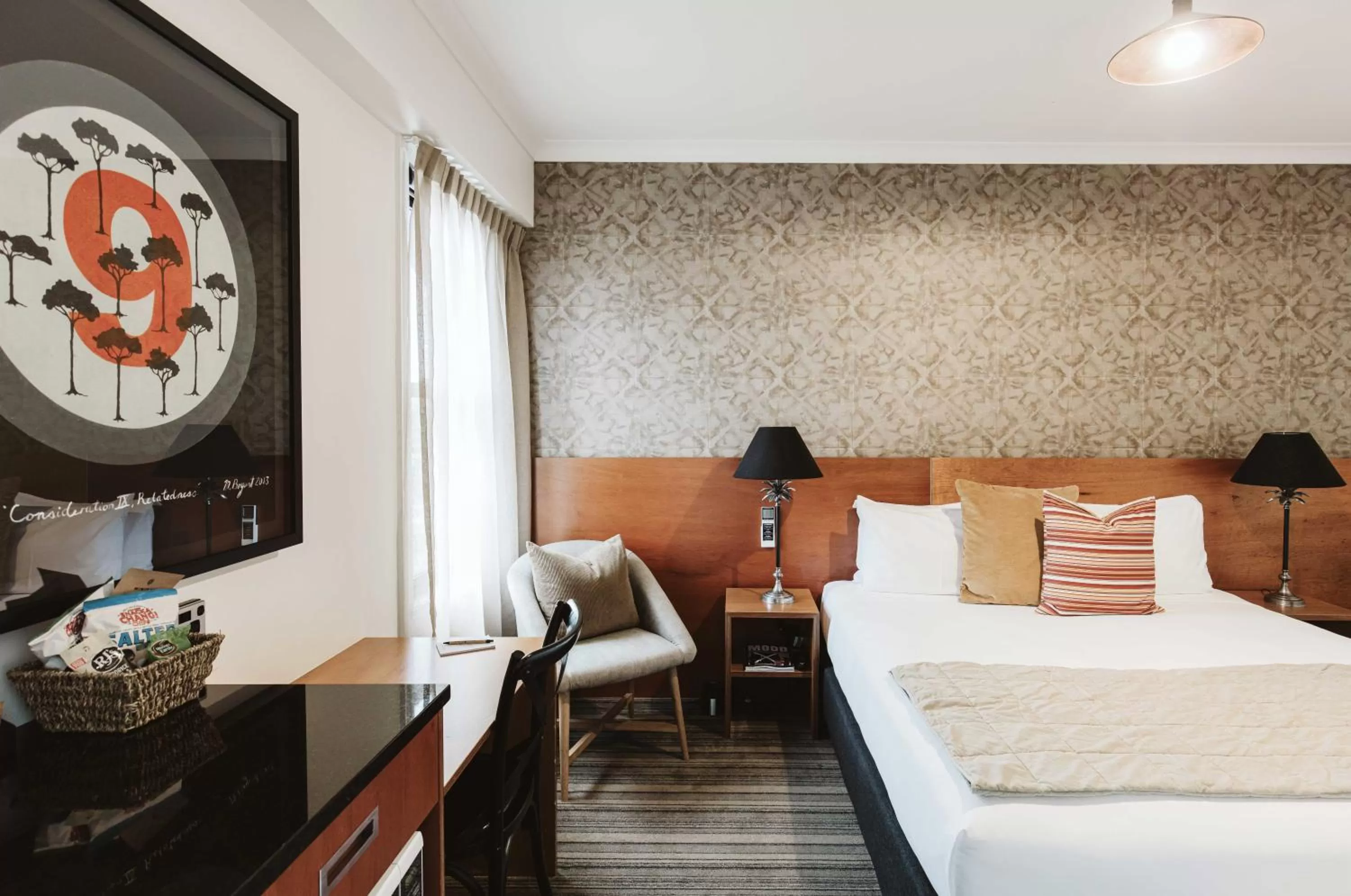 Bedroom, Bed in The State Hotel