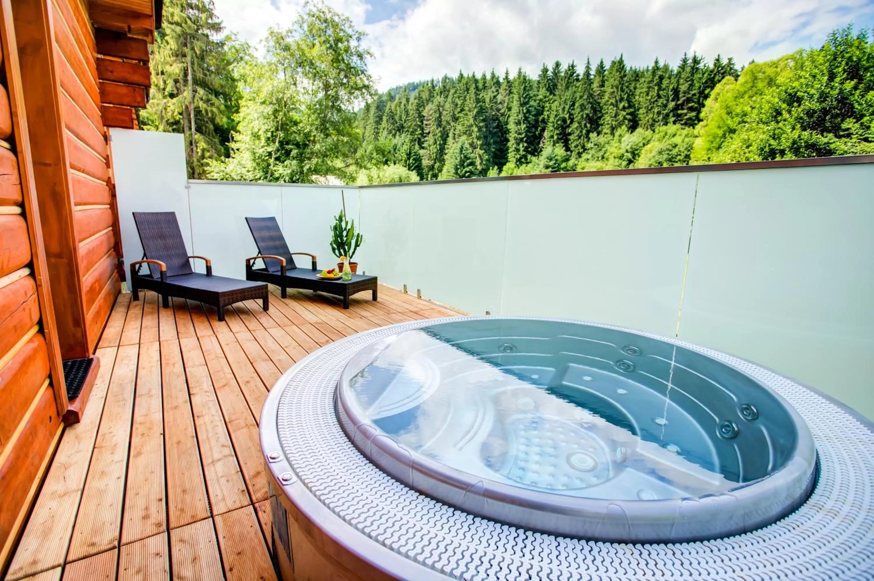 Hot Tub in Hotel Strachanovka - Jánska Koliba