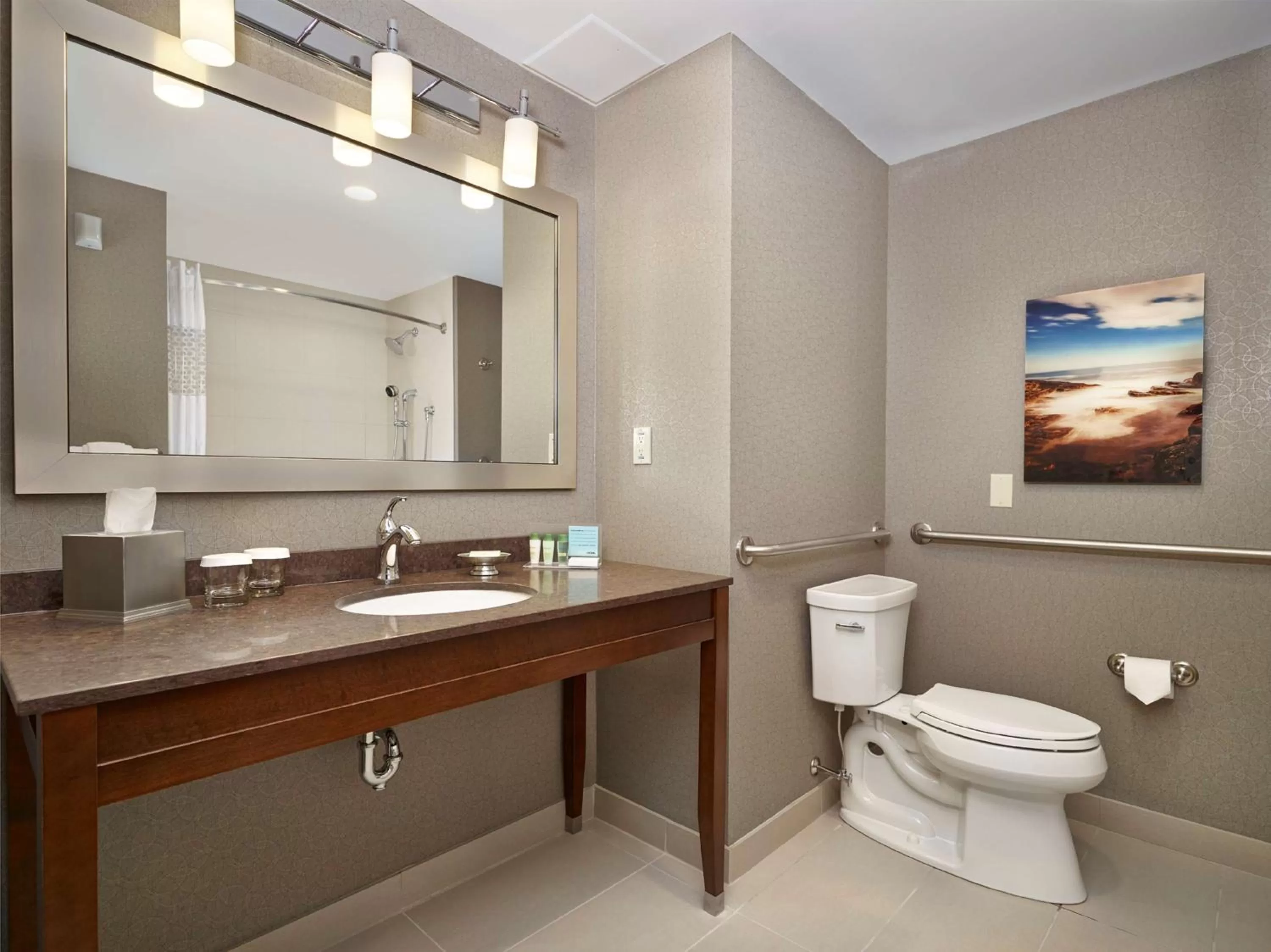 Bed in Hampton Inn by Hilton Halifax Downtown