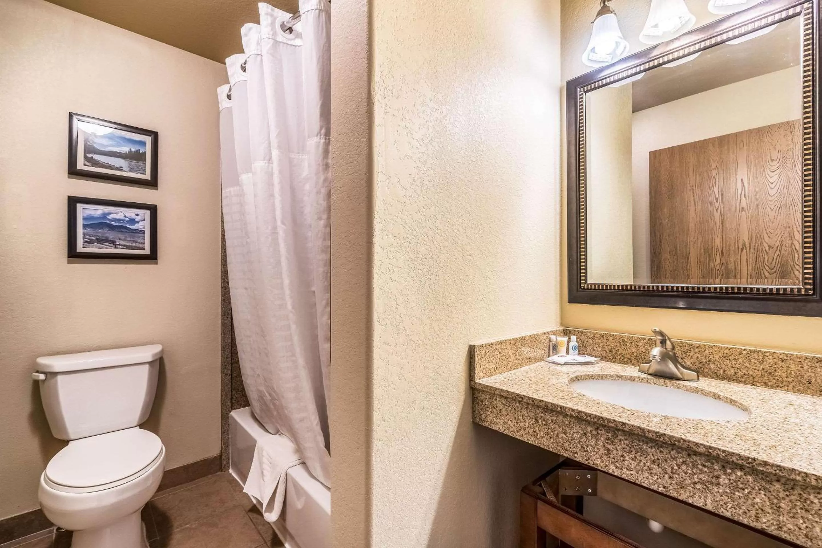 Bathroom in Comfort Inn & Suites Rifle