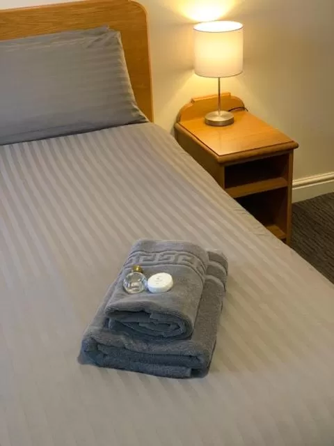 Bed in Globe Inn