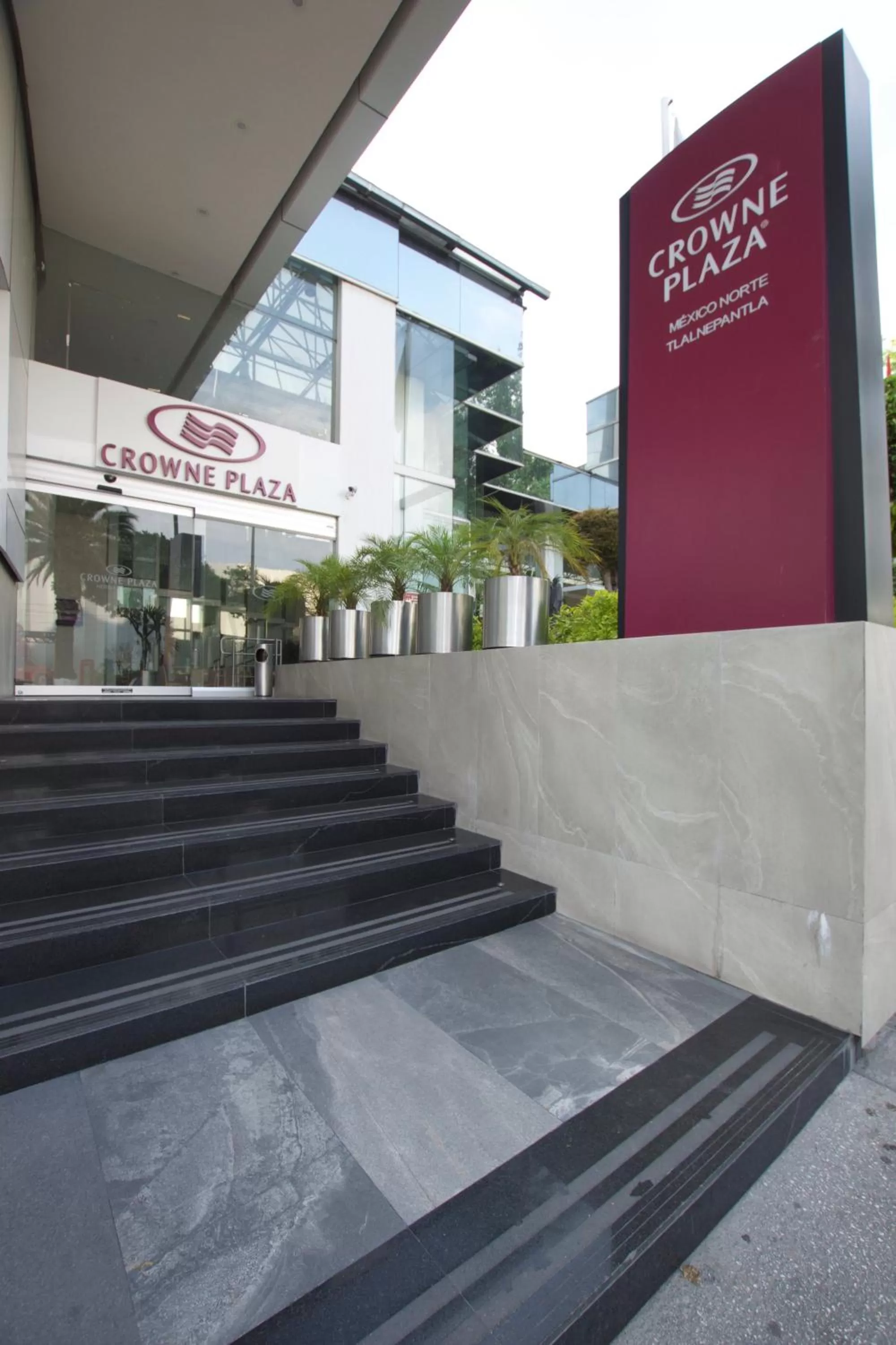 Property building in Crowne Plaza Hotel Mexico City North-Tlalnepantla, an IHG Hotel