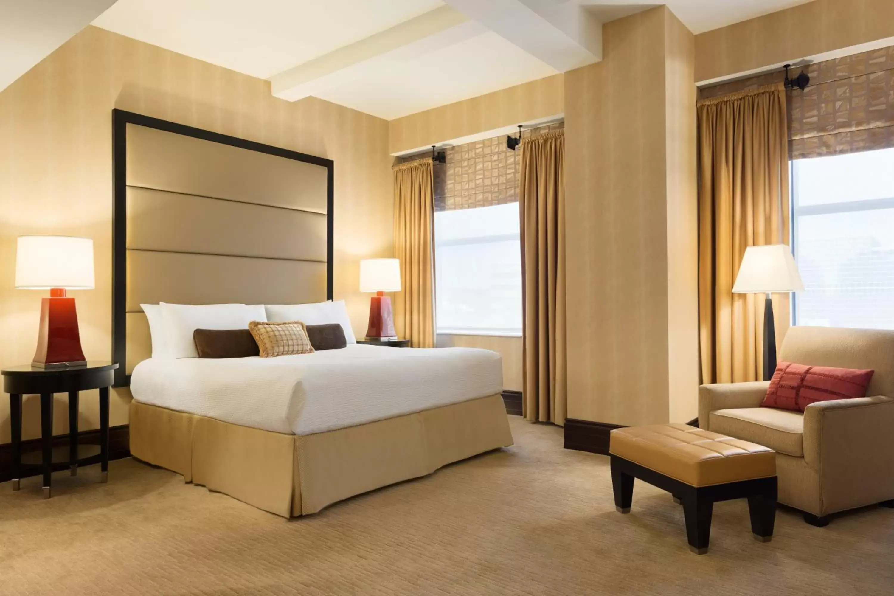 King Room in Hotel Du Pont King Room in Hotel Du Pont