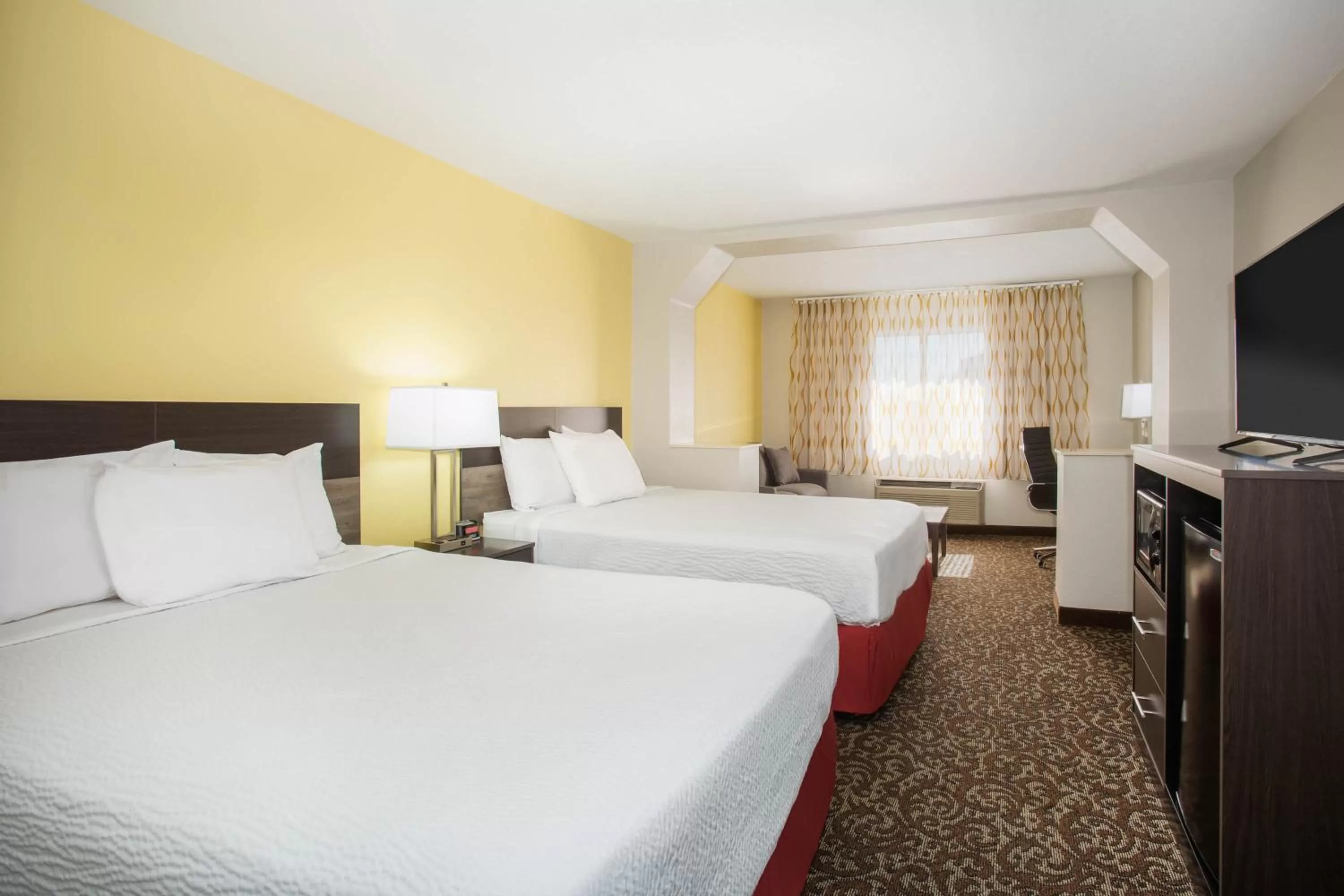 Photo of the whole room, Bed in Days Inn by Wyndham Phoenix North