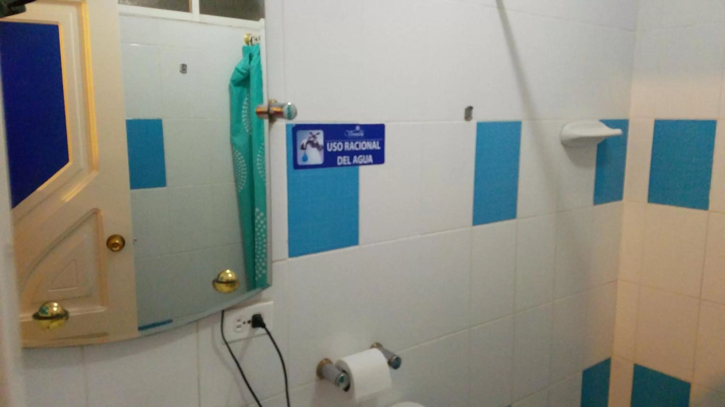 Bathroom in Hotel Ventura