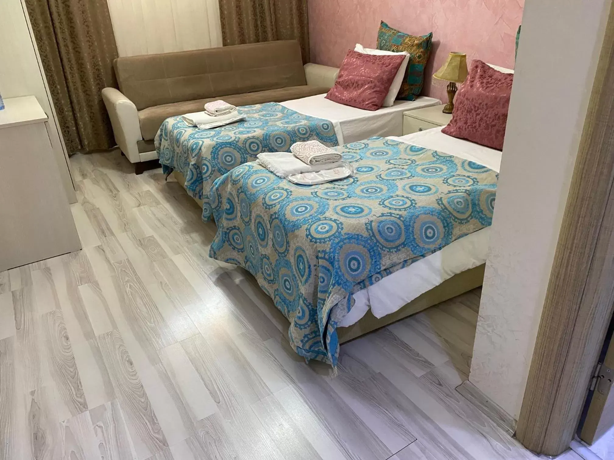 Economy Twin Room in Atam Suites Economy Twin Room in Atam Suites