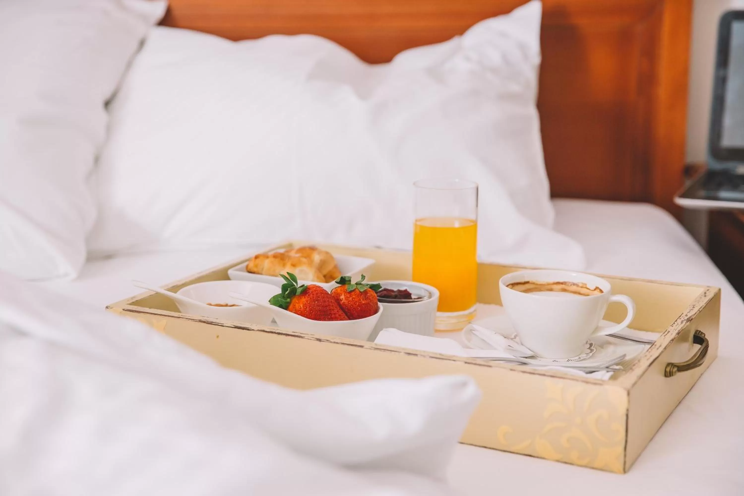 Bed in Heritage Hotel Frankopan