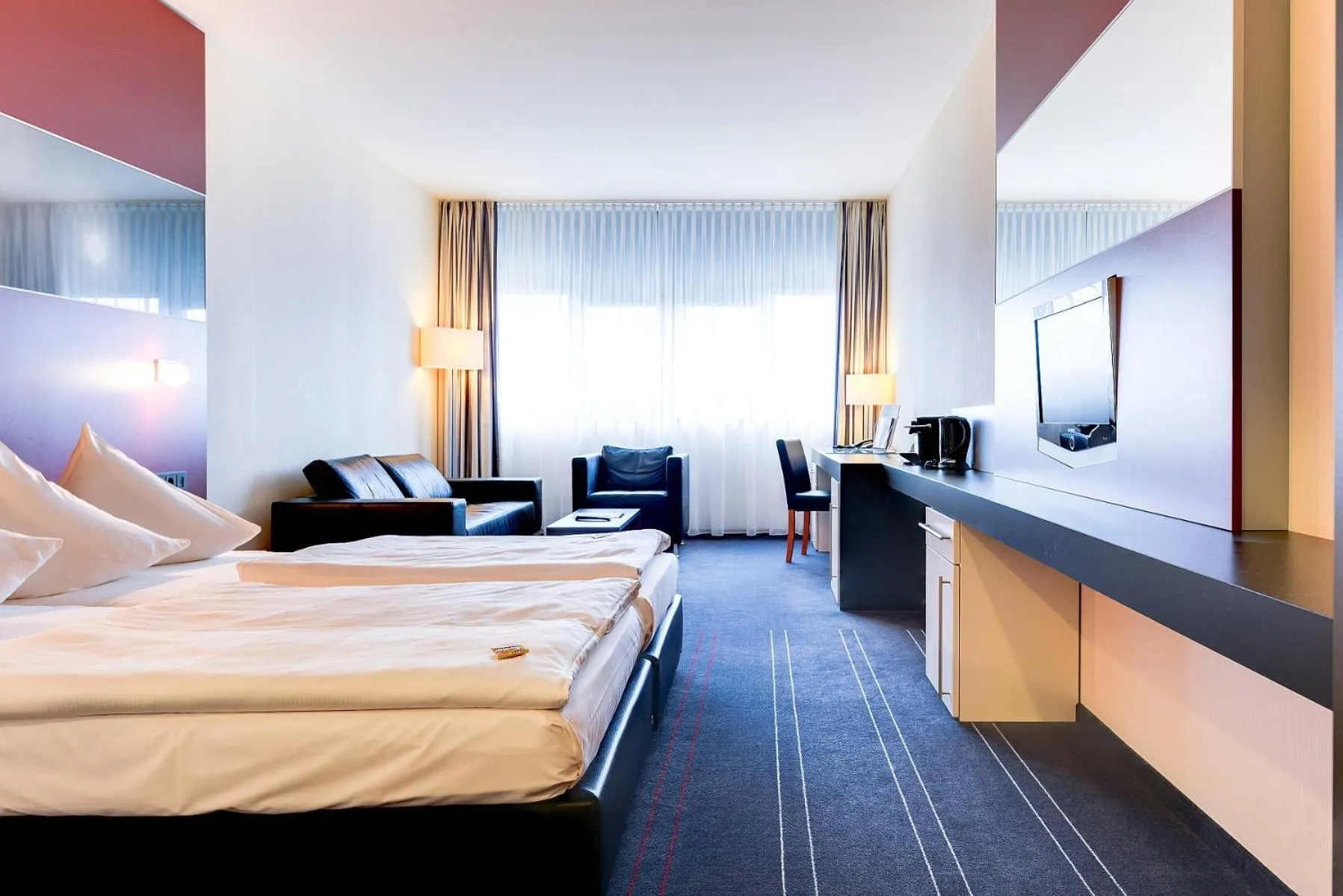 Photo of the whole room, Bed in Novina Hotel Herzogenaurach Herzo-Base