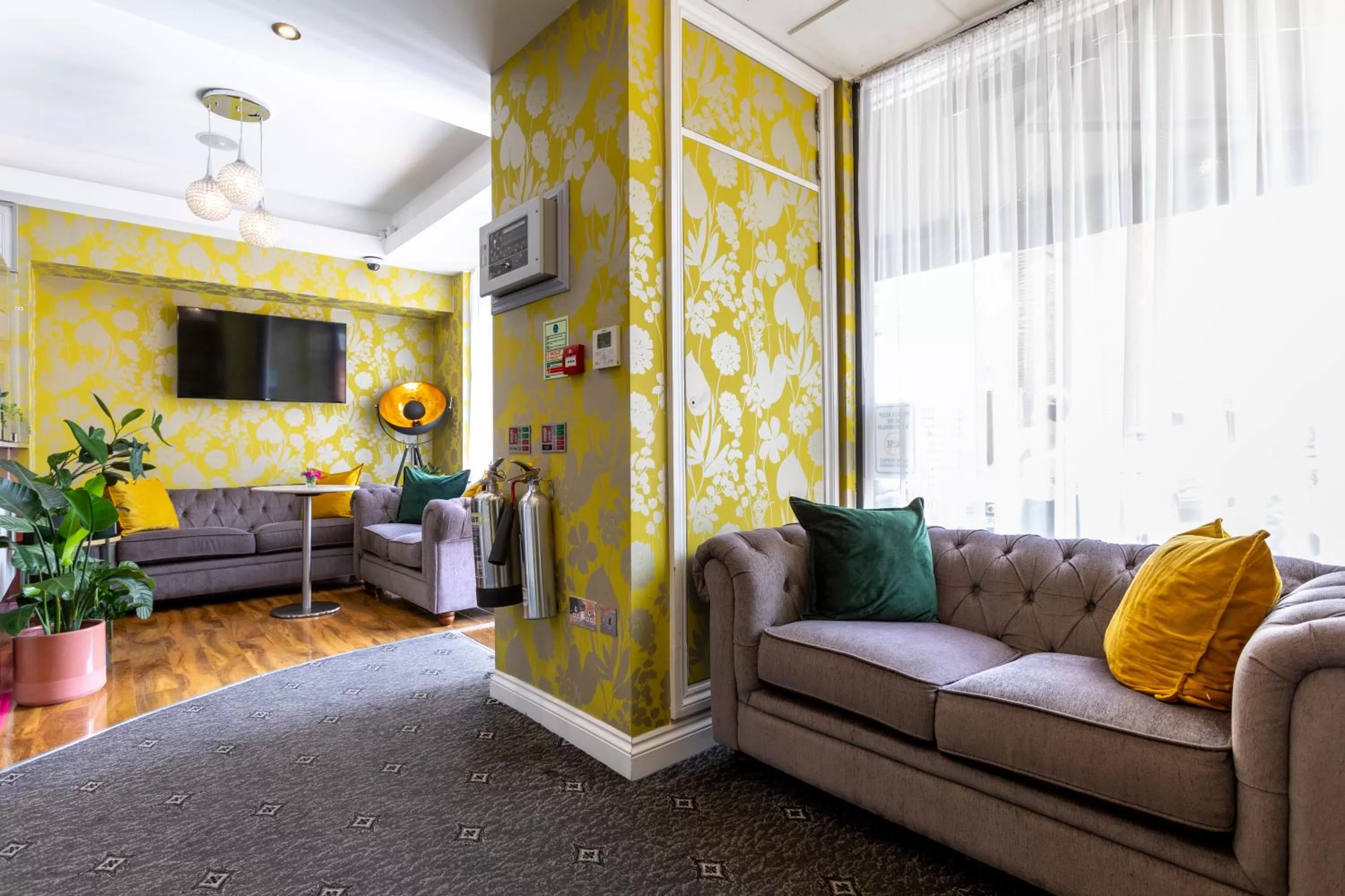 Lobby or reception in Hotel Shepherds Bush London