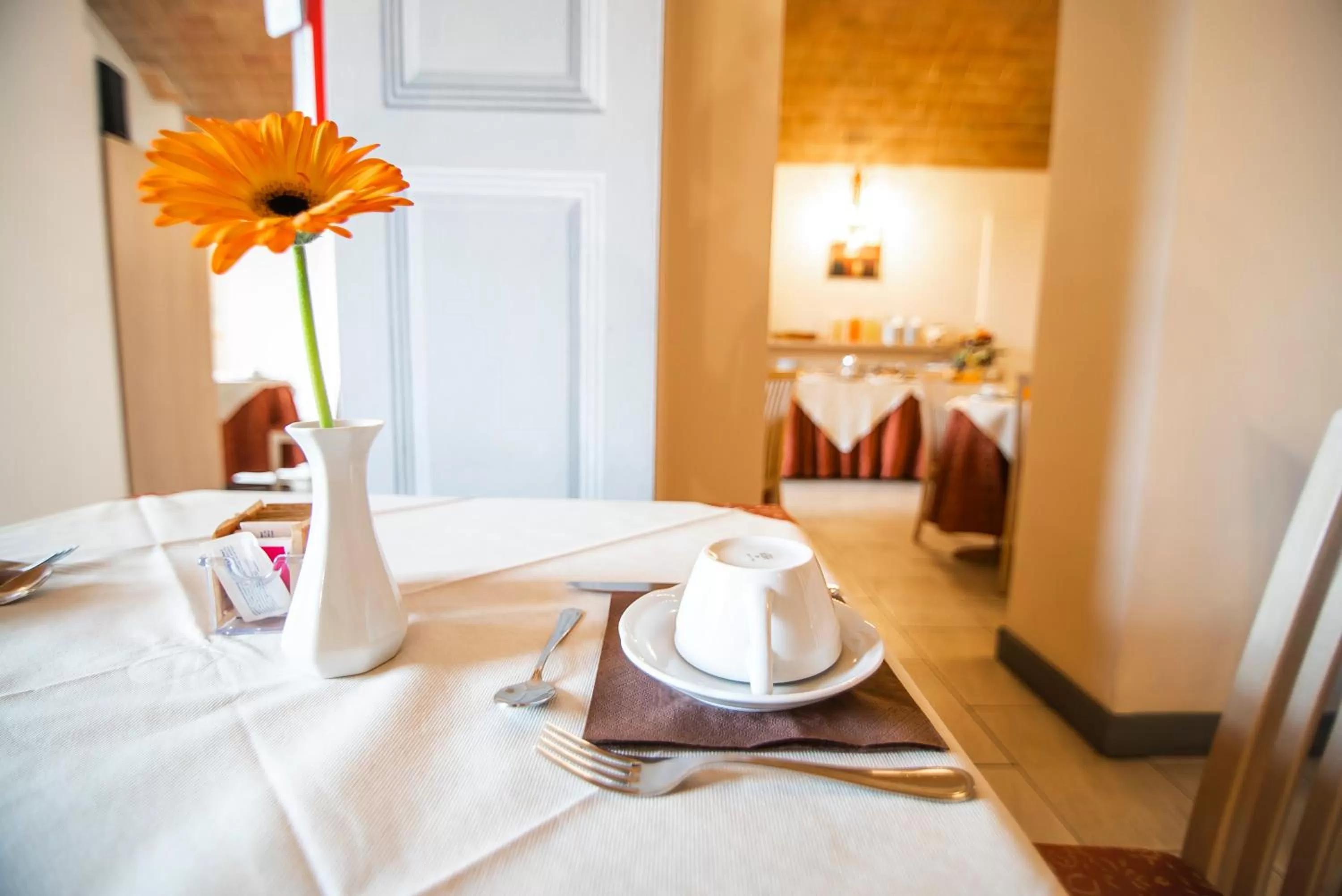 Restaurant/places to eat in Hotel La Colonna