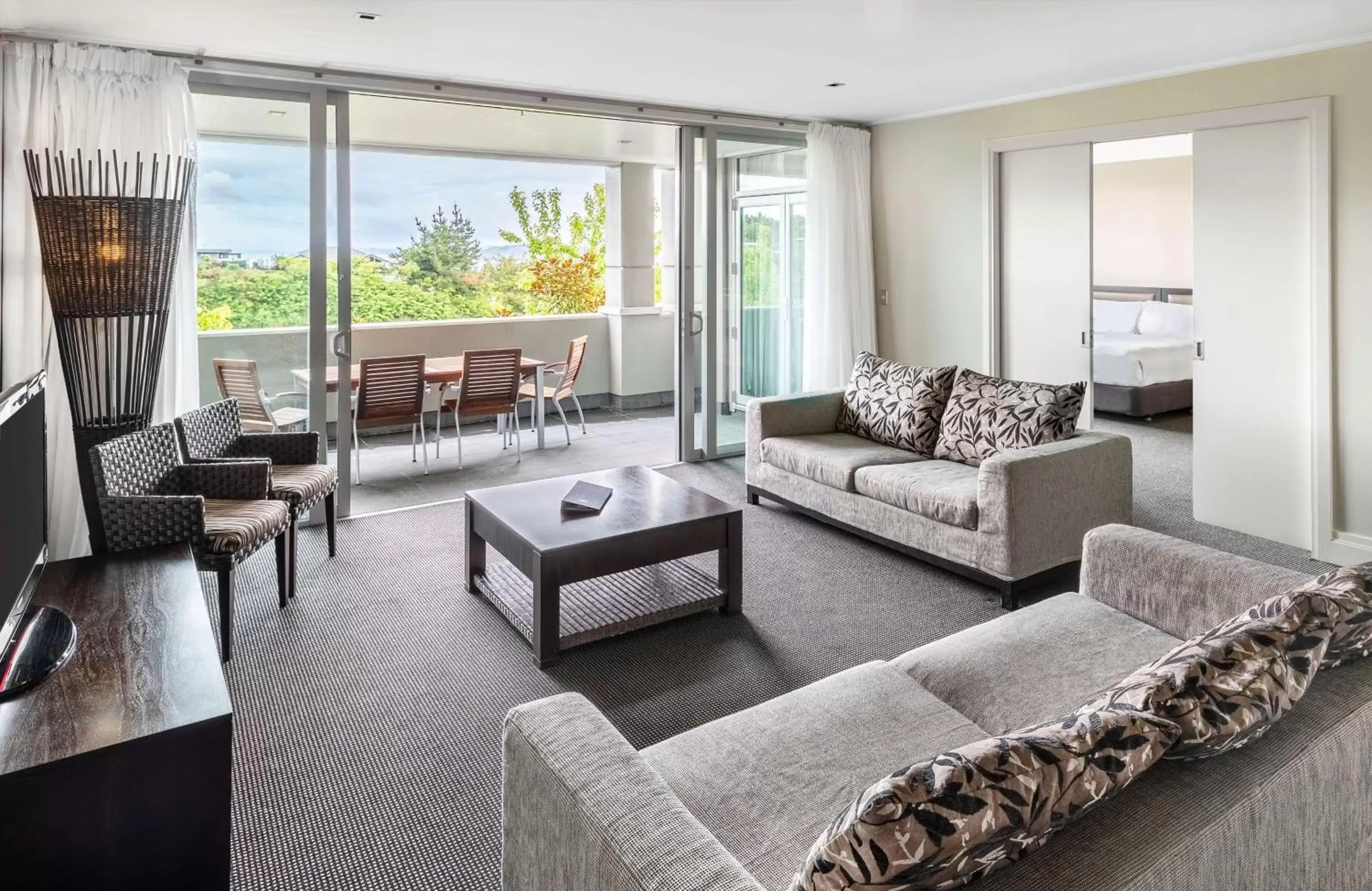 One-Bedroom Apartment in Hilton Lake Taupo One-Bedroom Apartment in Hilton Lake Taupo