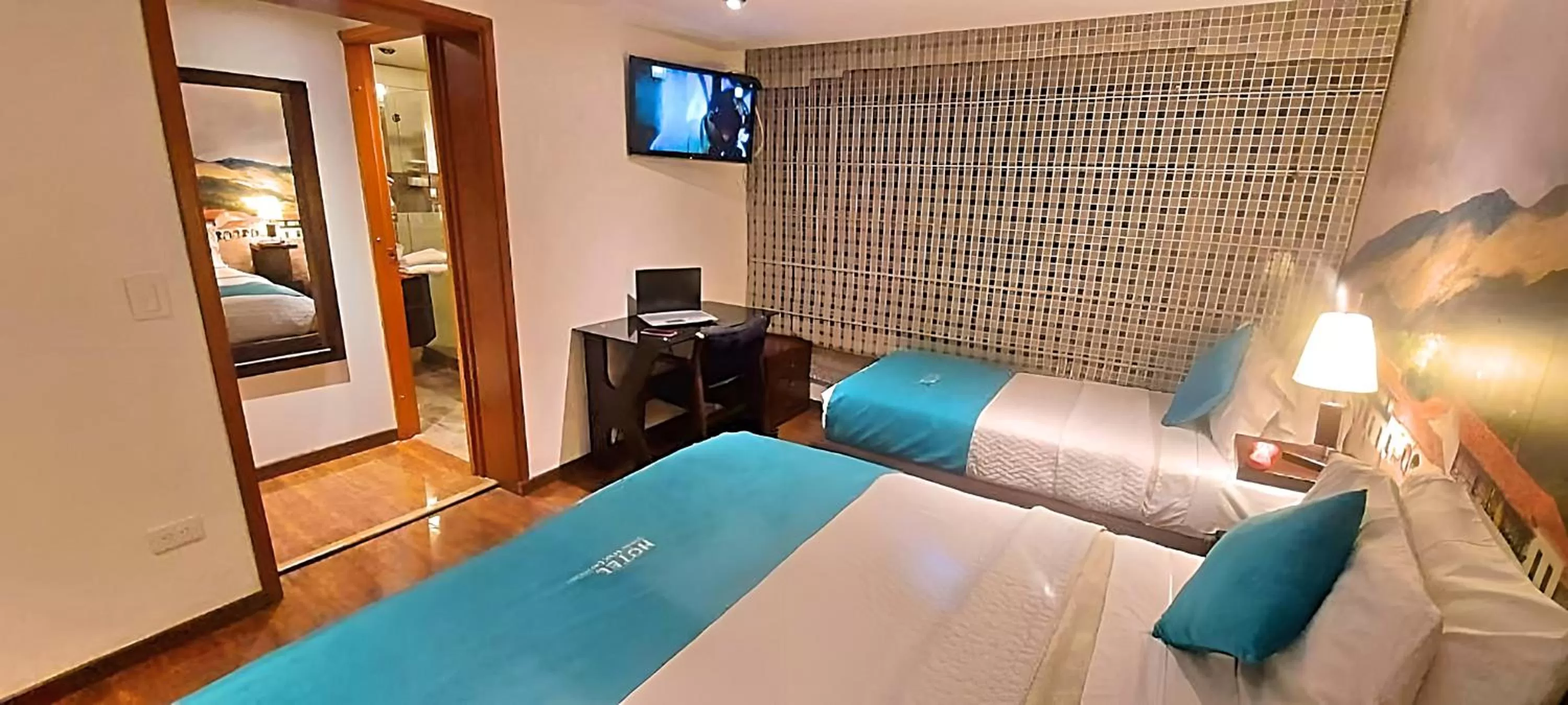 Photo of the whole room, Bed in Hotel Santa Cruz Bogotá