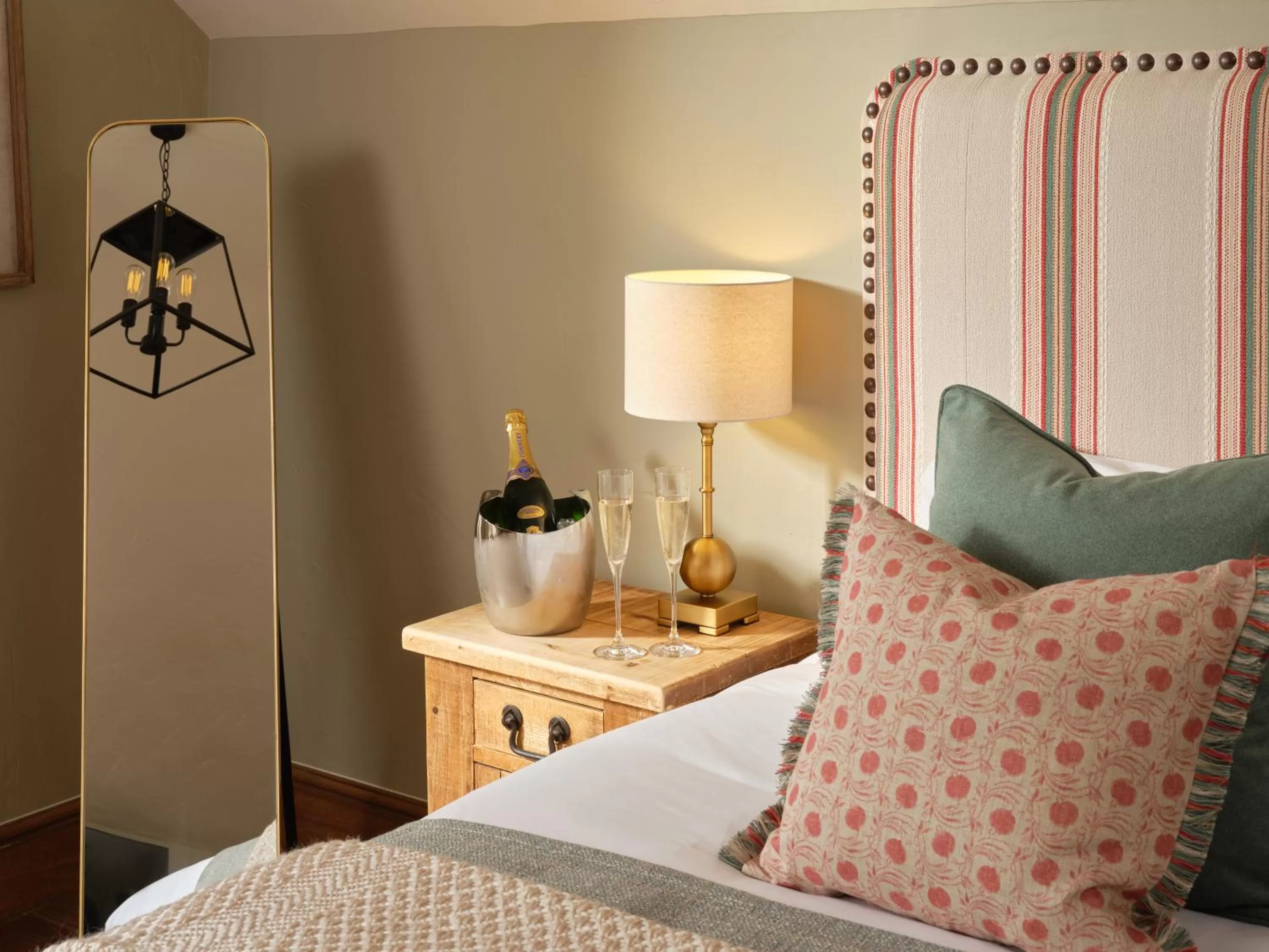 Bed in The Newbridge on Usk