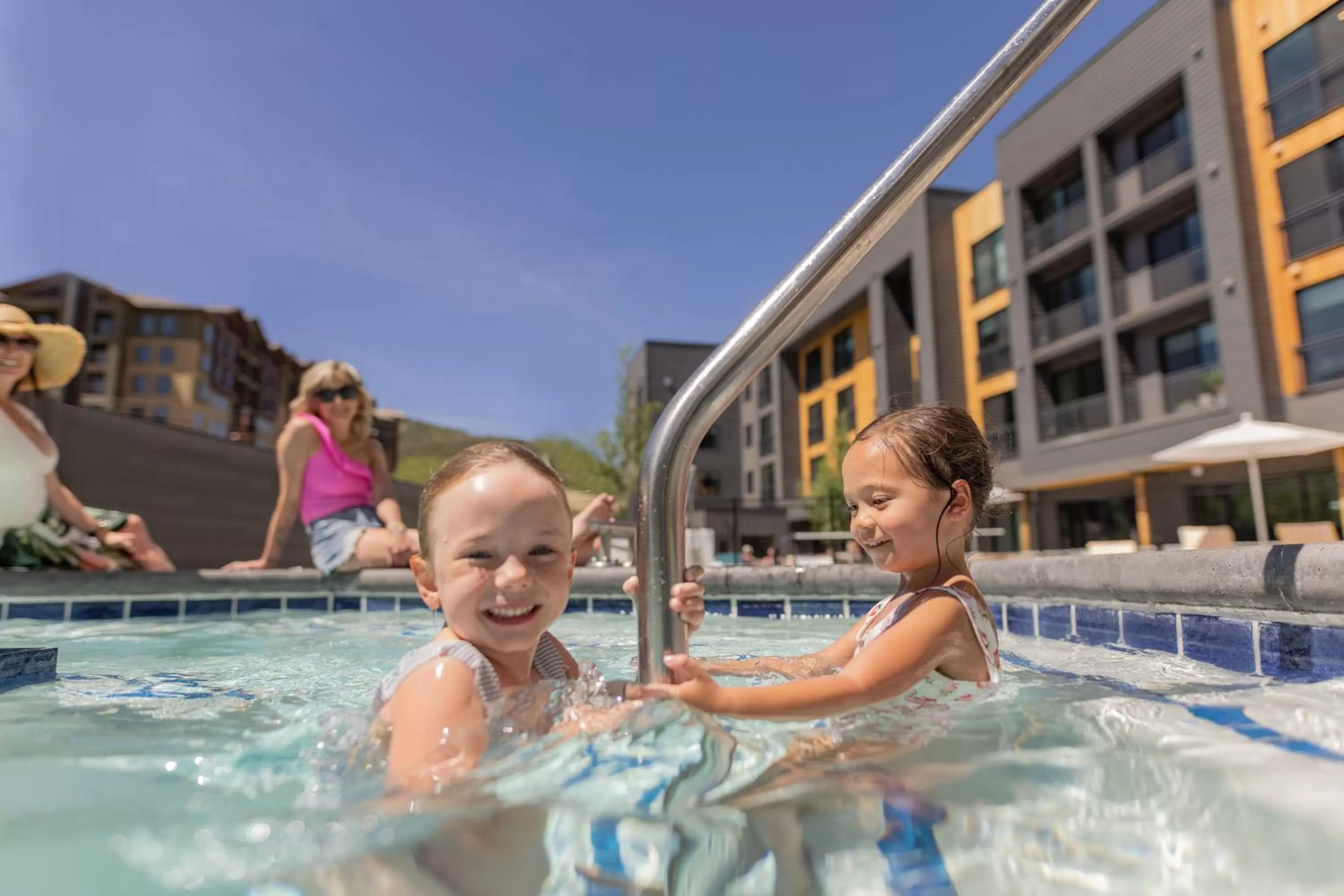 Swimming pool in YOTELPAD Park City
