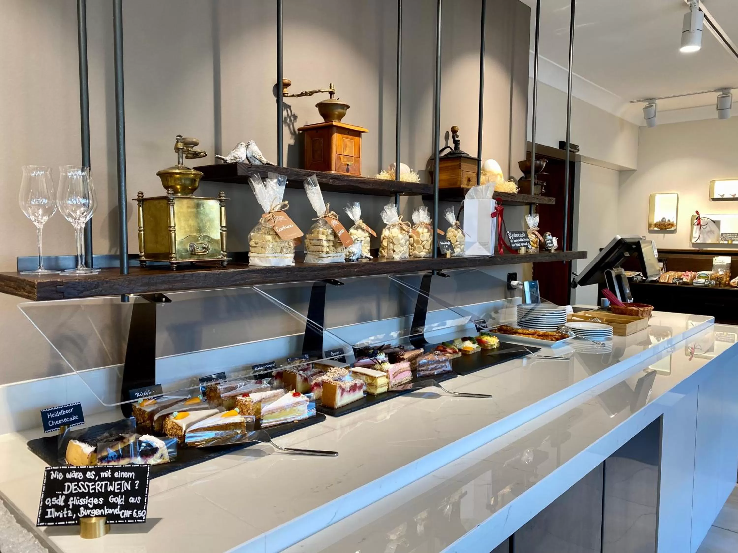 Restaurant/places to eat in Hotel Appenzell