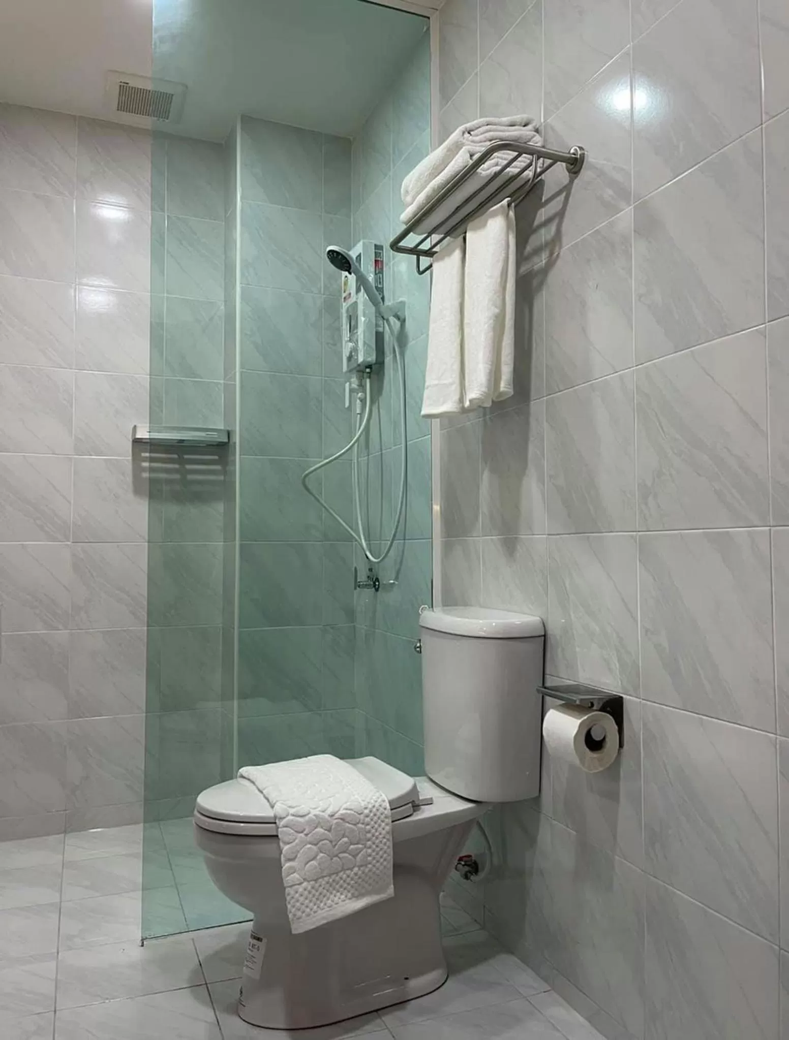 Shower in TJ Boutique Hotel