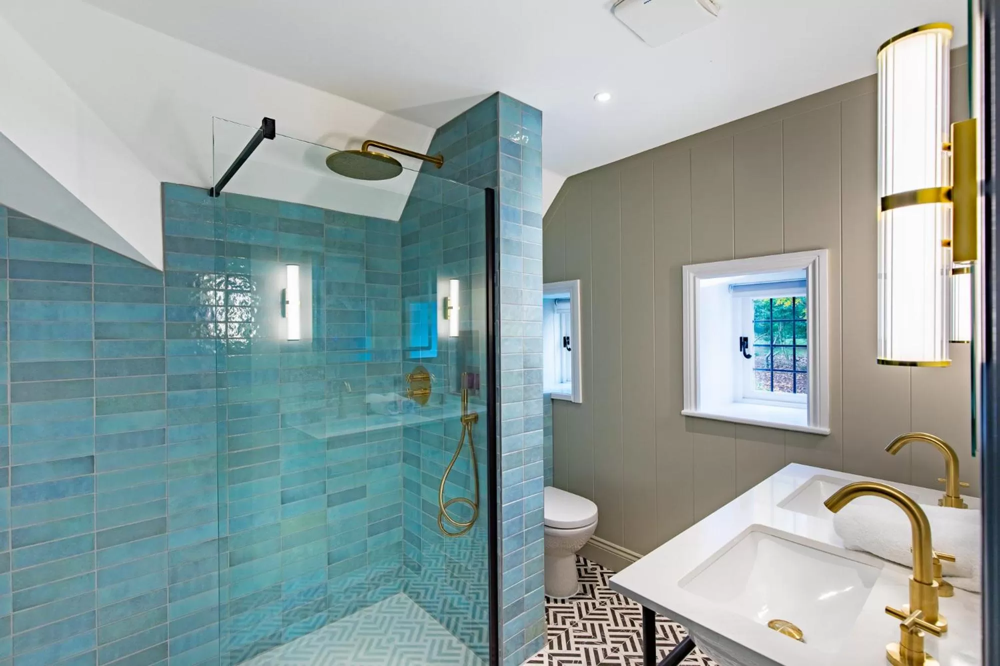 Shower in The Springs Resort & Golf Club