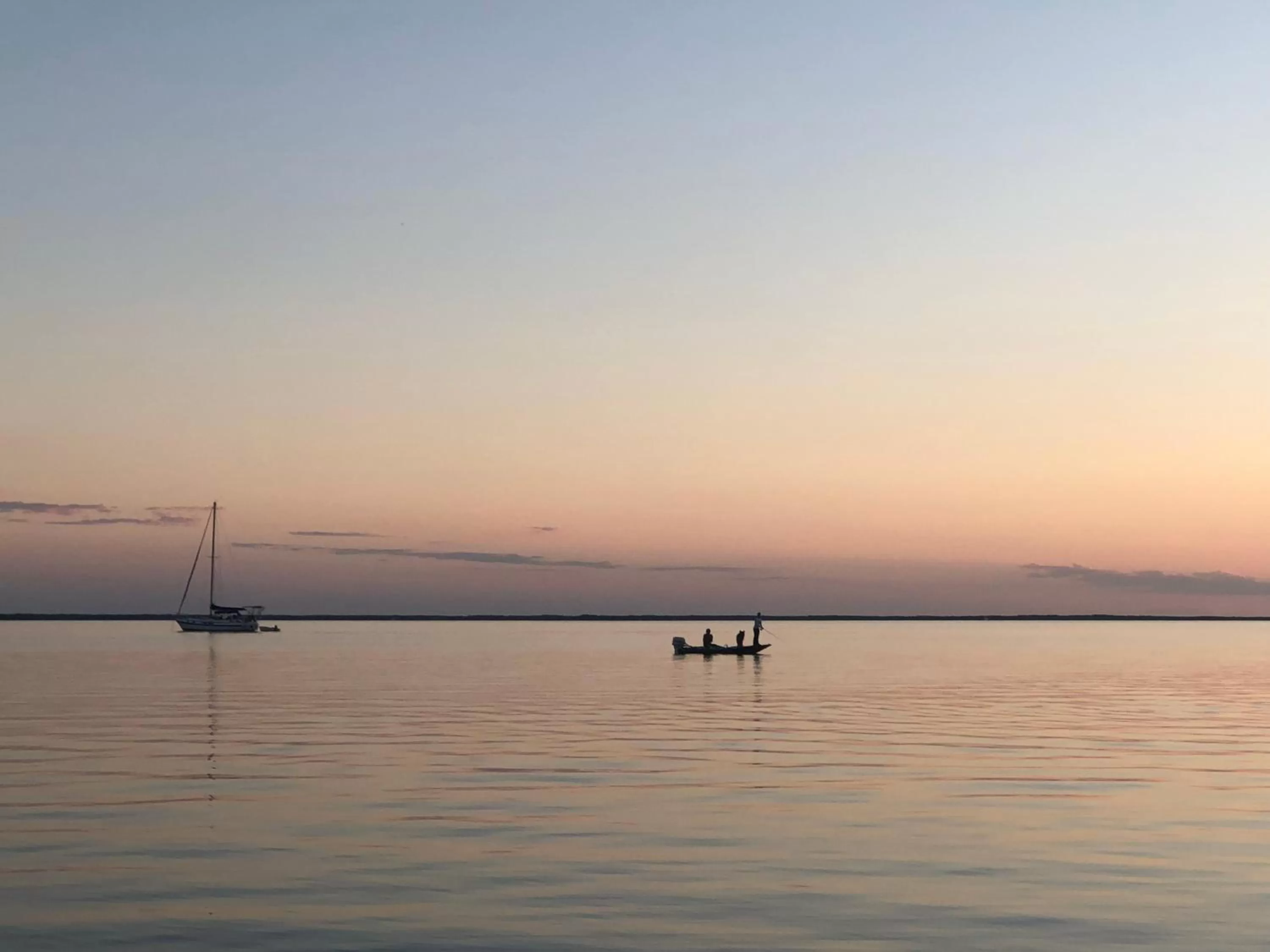 Sunset in Gilbert's Resort & Marina