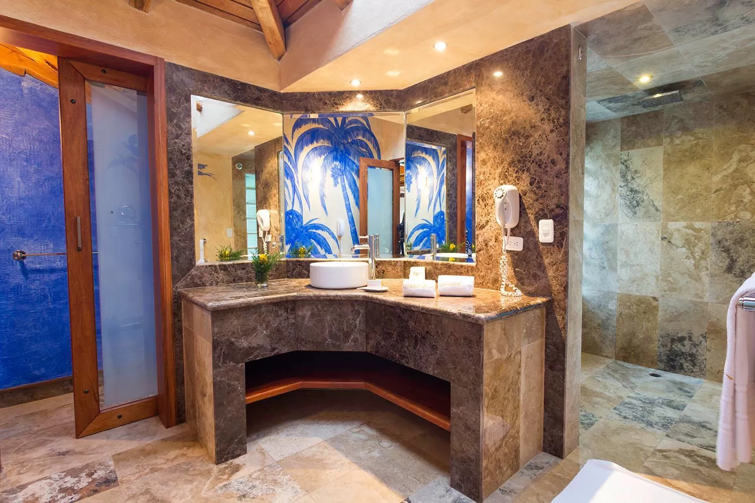 Shower, Bathroom in Luna Volcán, Adventure SPA
