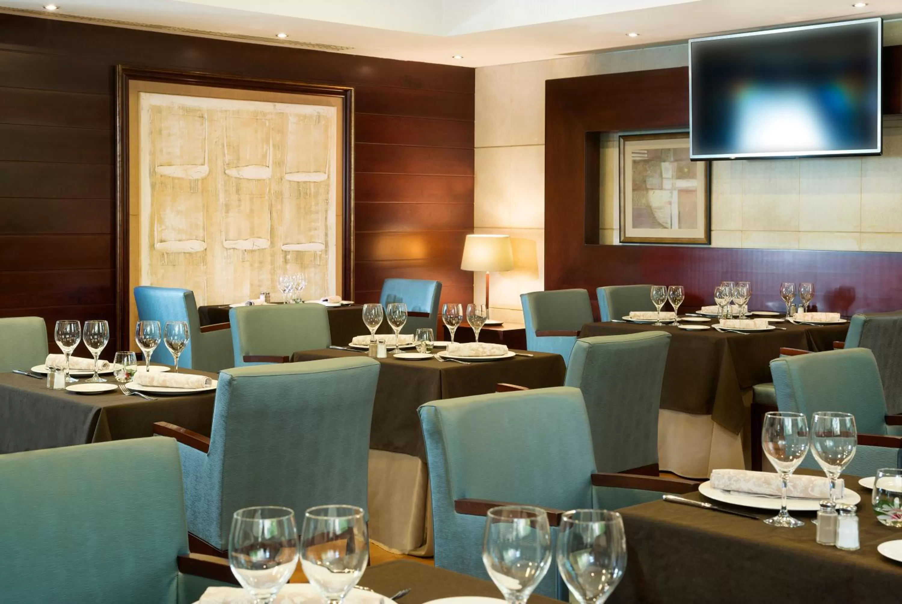 Restaurant/places to eat in Hotel Valencia Center