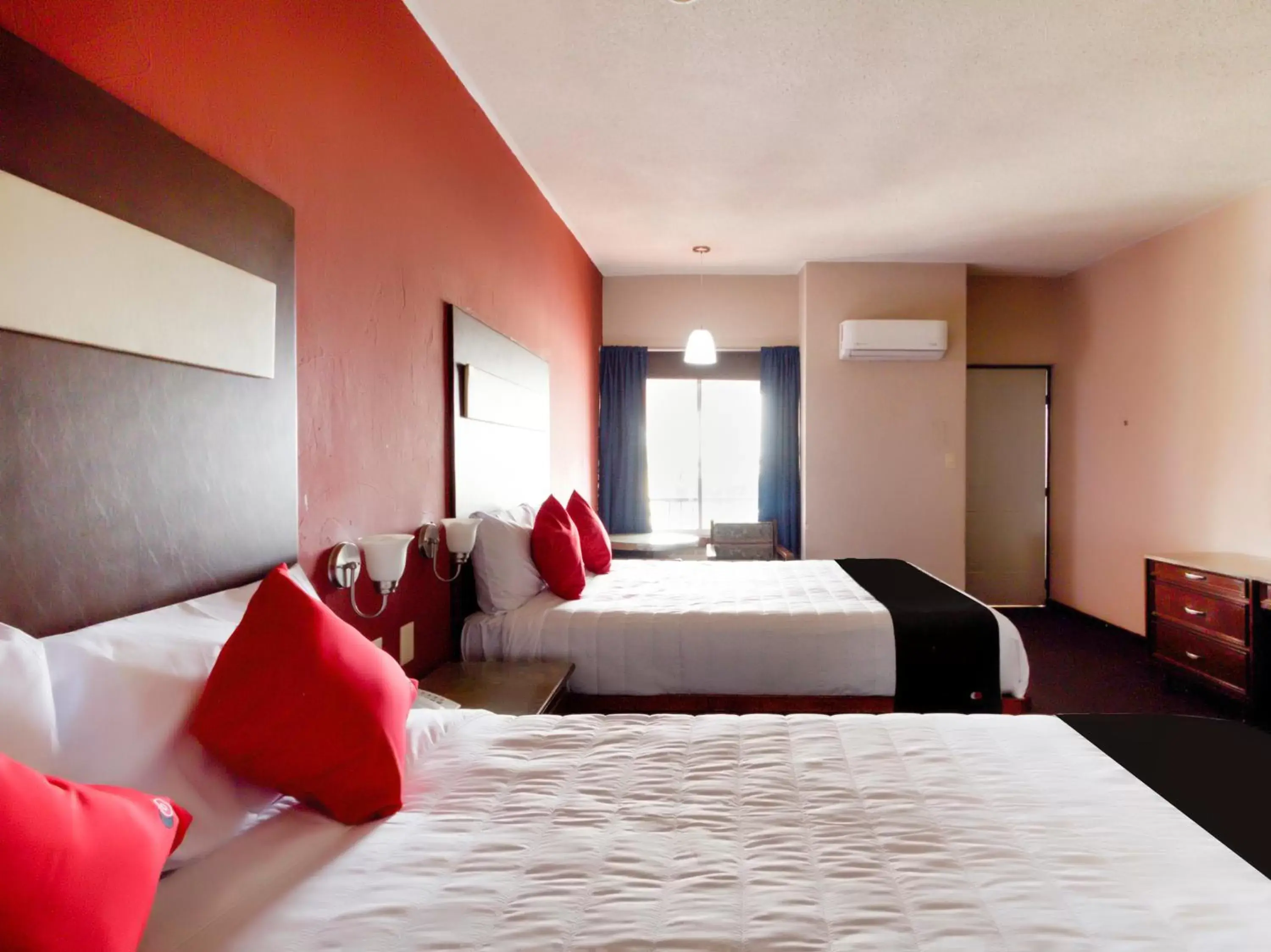 Superior Two Beds in Hotel La Fuente, Saltillo Superior Two Beds in Hotel La Fuente, Saltillo