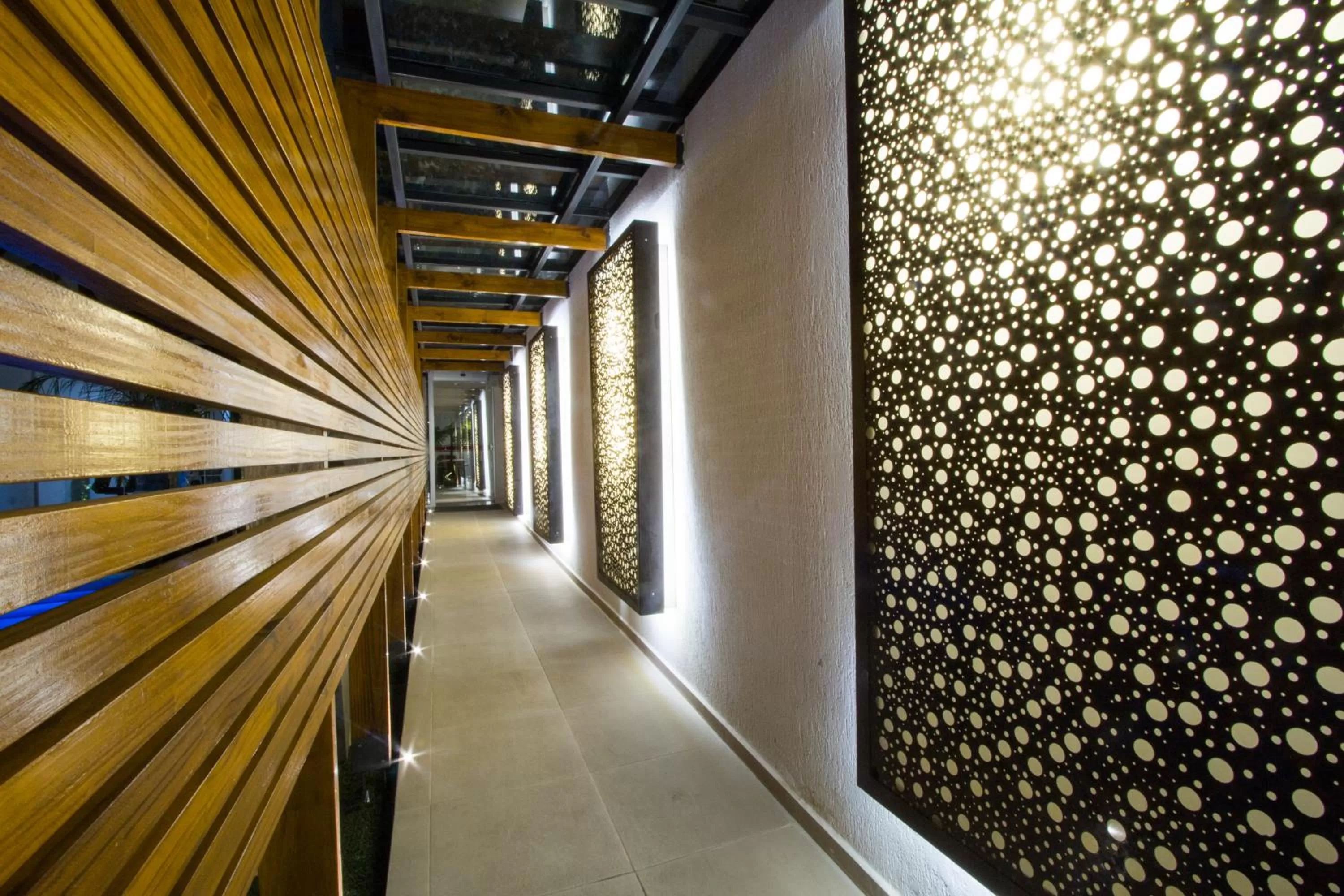 Swimming pool in Hotel Le Pelican