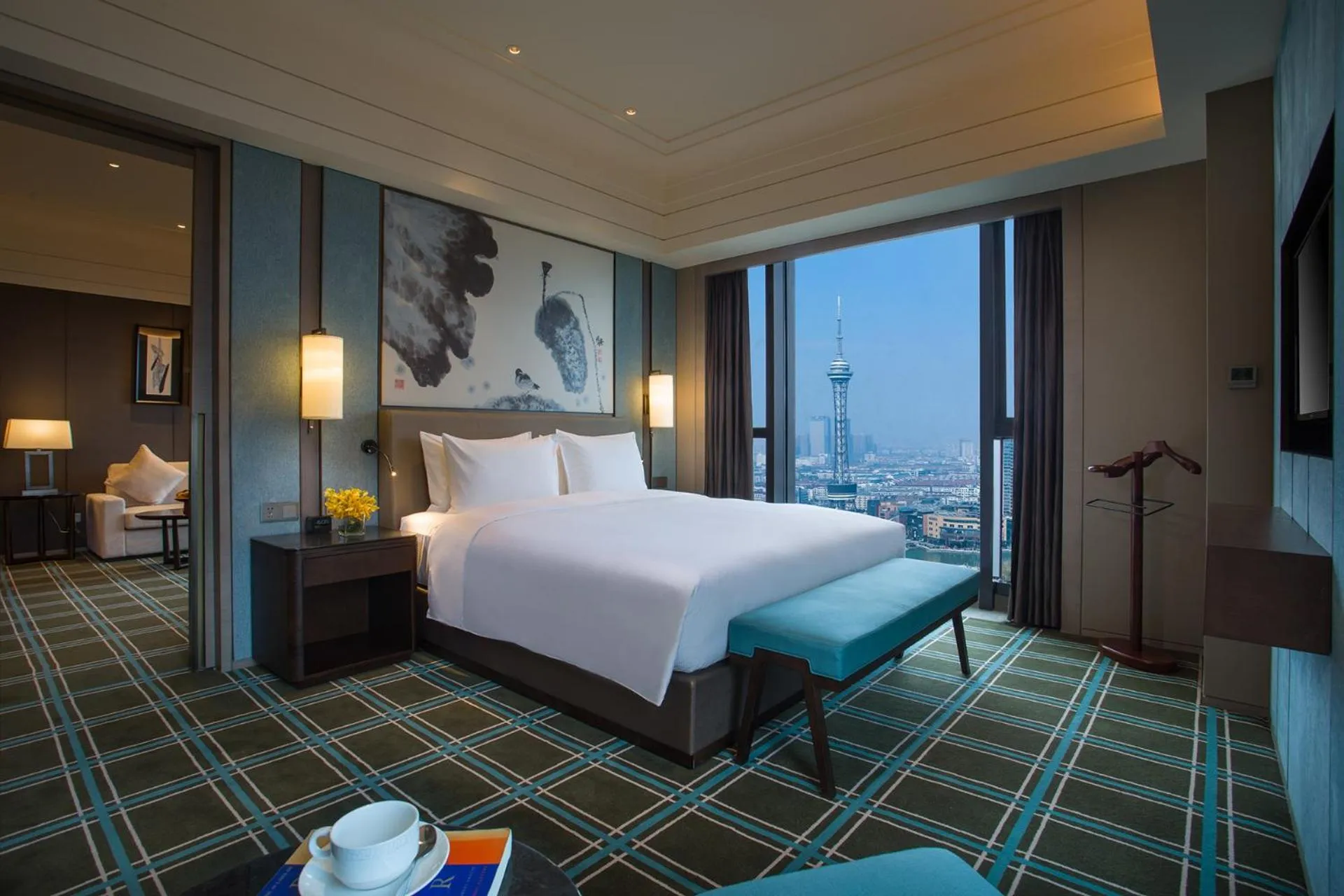 Property building, Bed in Hilton Changzhou