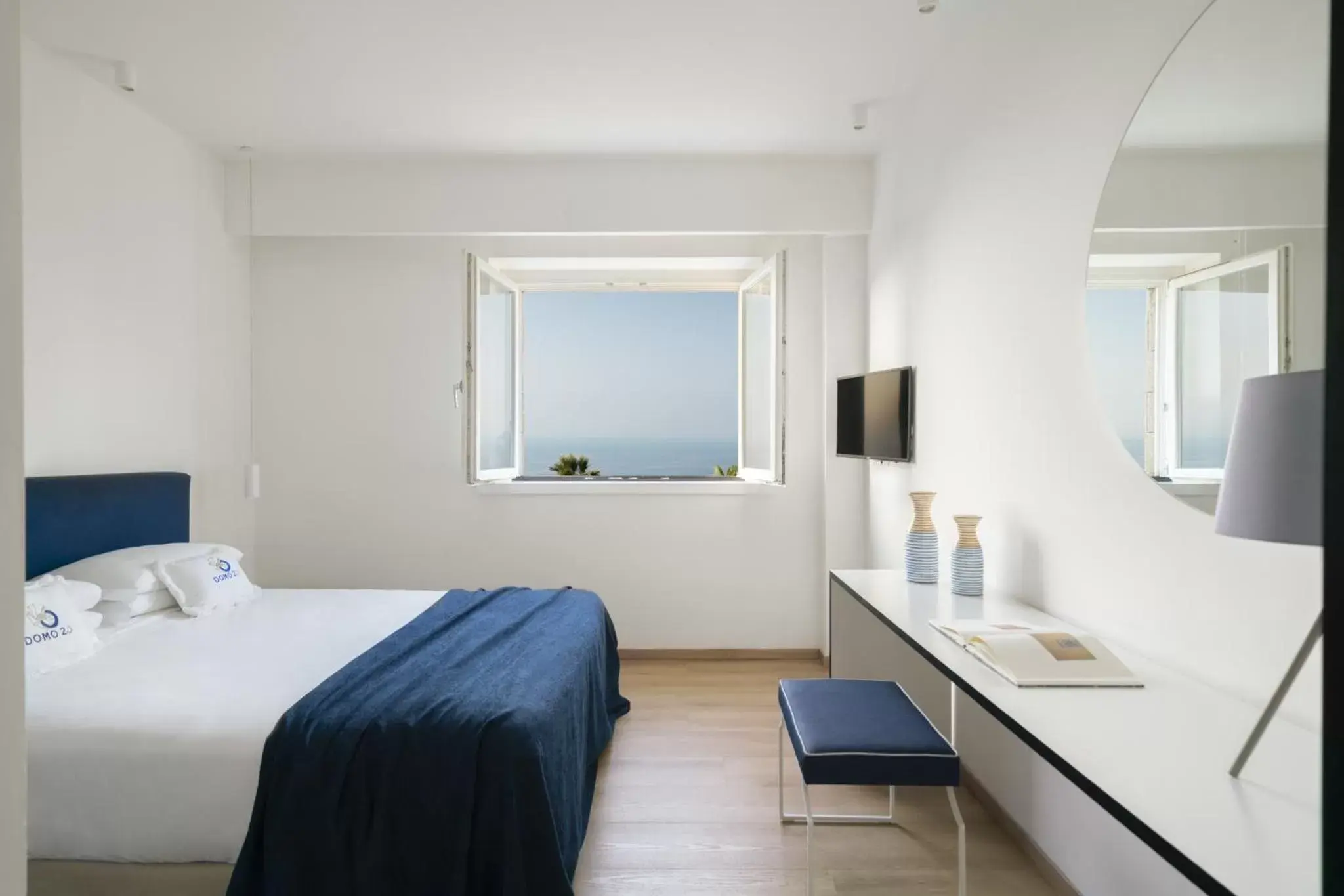 Deluxe Double Room with Sea View in Domo 20 Hotel & Rooftop Deluxe Double Room with Sea View in Domo 20 Hotel & Rooftop