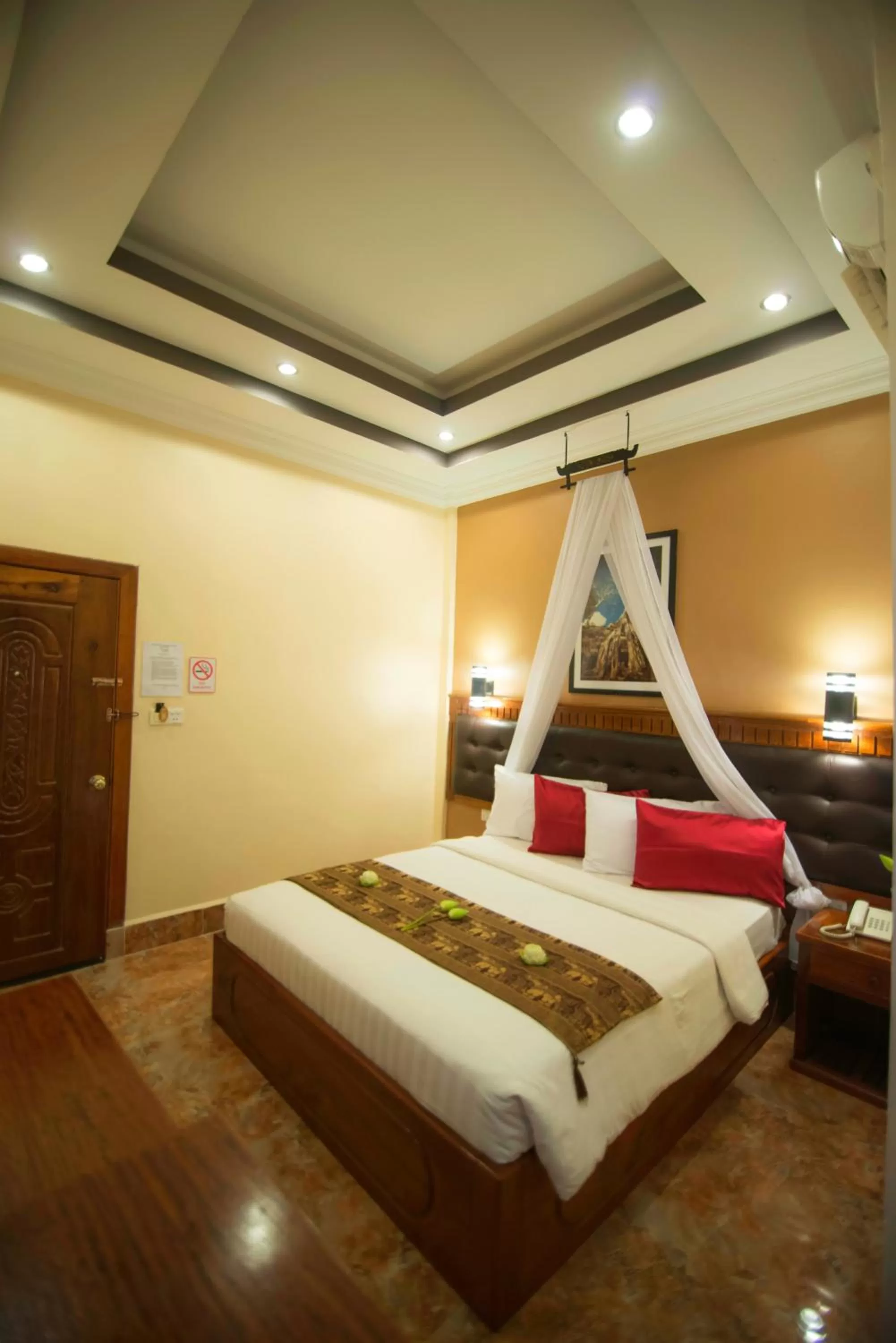 Bedroom, Bed in Reaksmey Chanreas Hotel