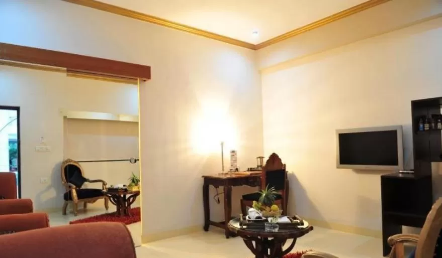 Seating area in The Center Court Resort & Spa