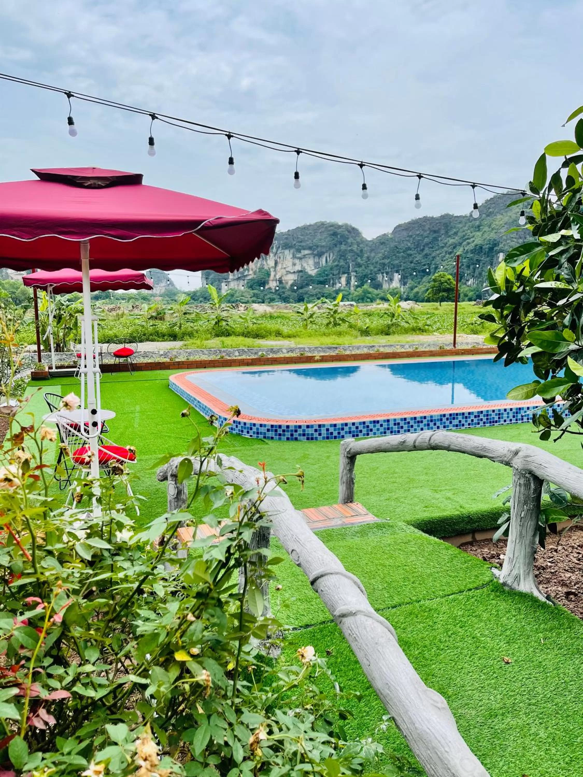 Swimming pool in Trang An Lotus Lake Homestay