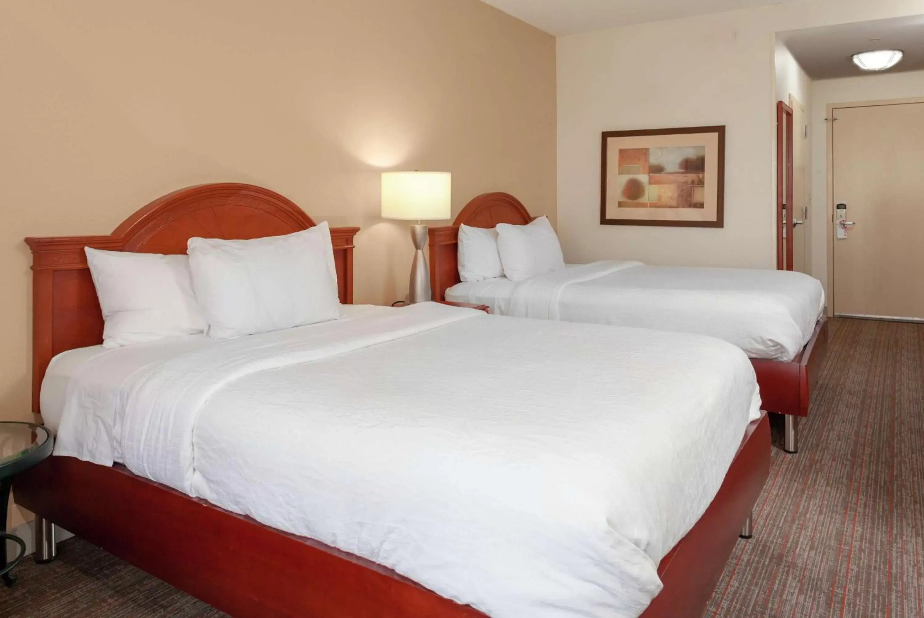 Queen Room with Two Queen Beds in Hilton Garden Inn Charlotte North Queen Room with Two Queen Beds in Hilton Garden Inn Charlotte North