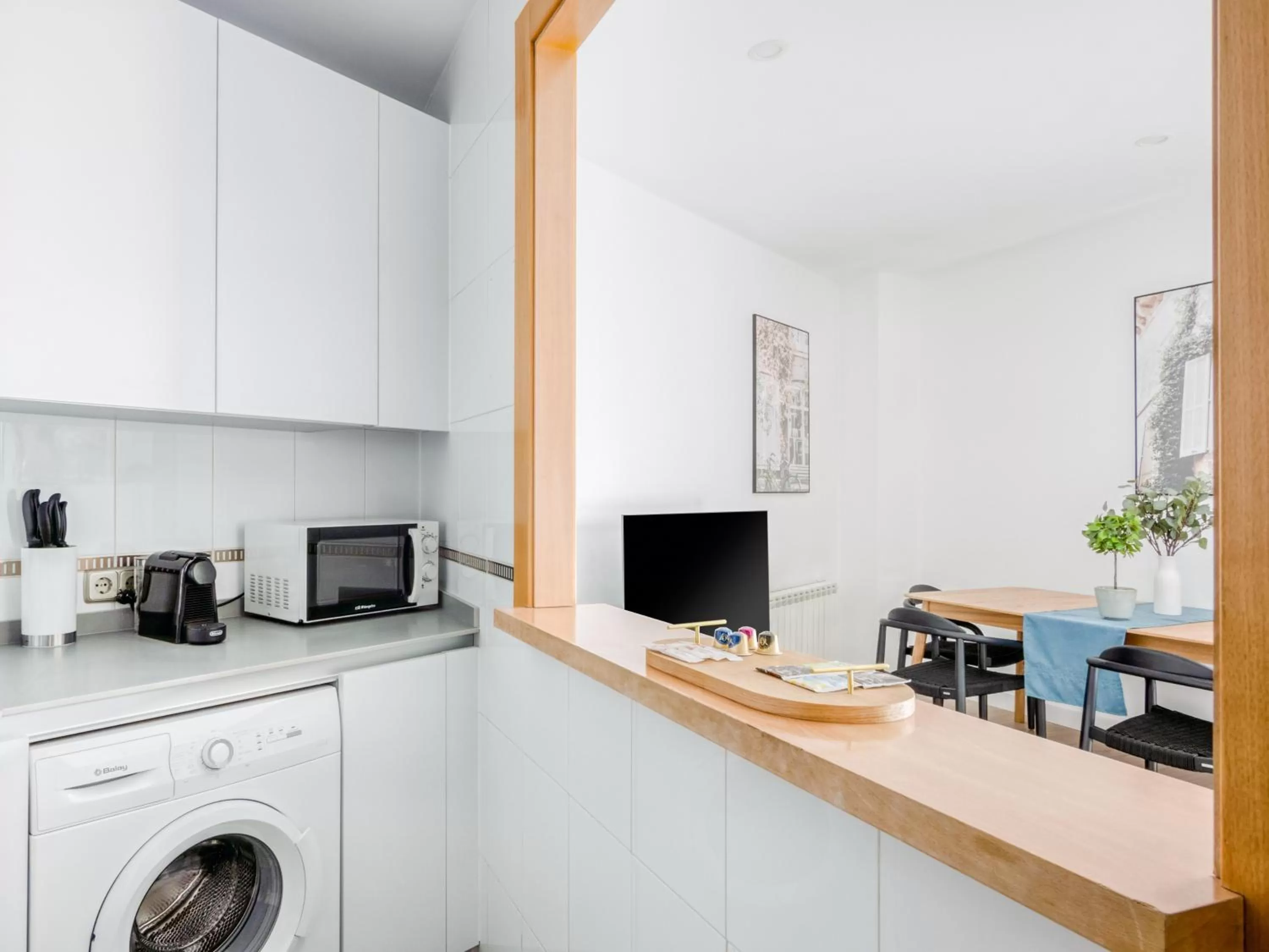 Coffee/tea facilities in Limehome Madrid Calle de Don Ramón de la Cruz