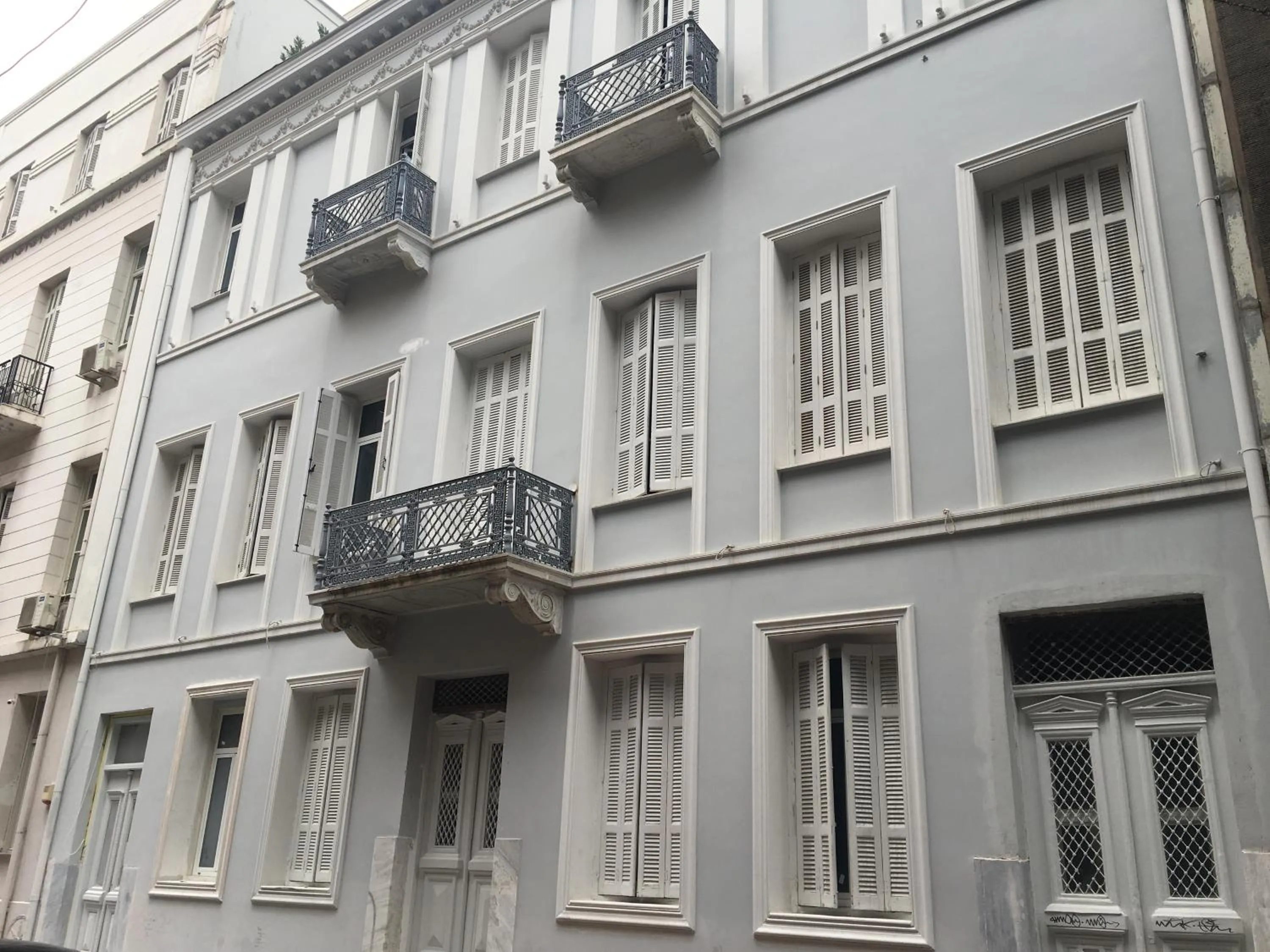 Property building in Art Suites Korai