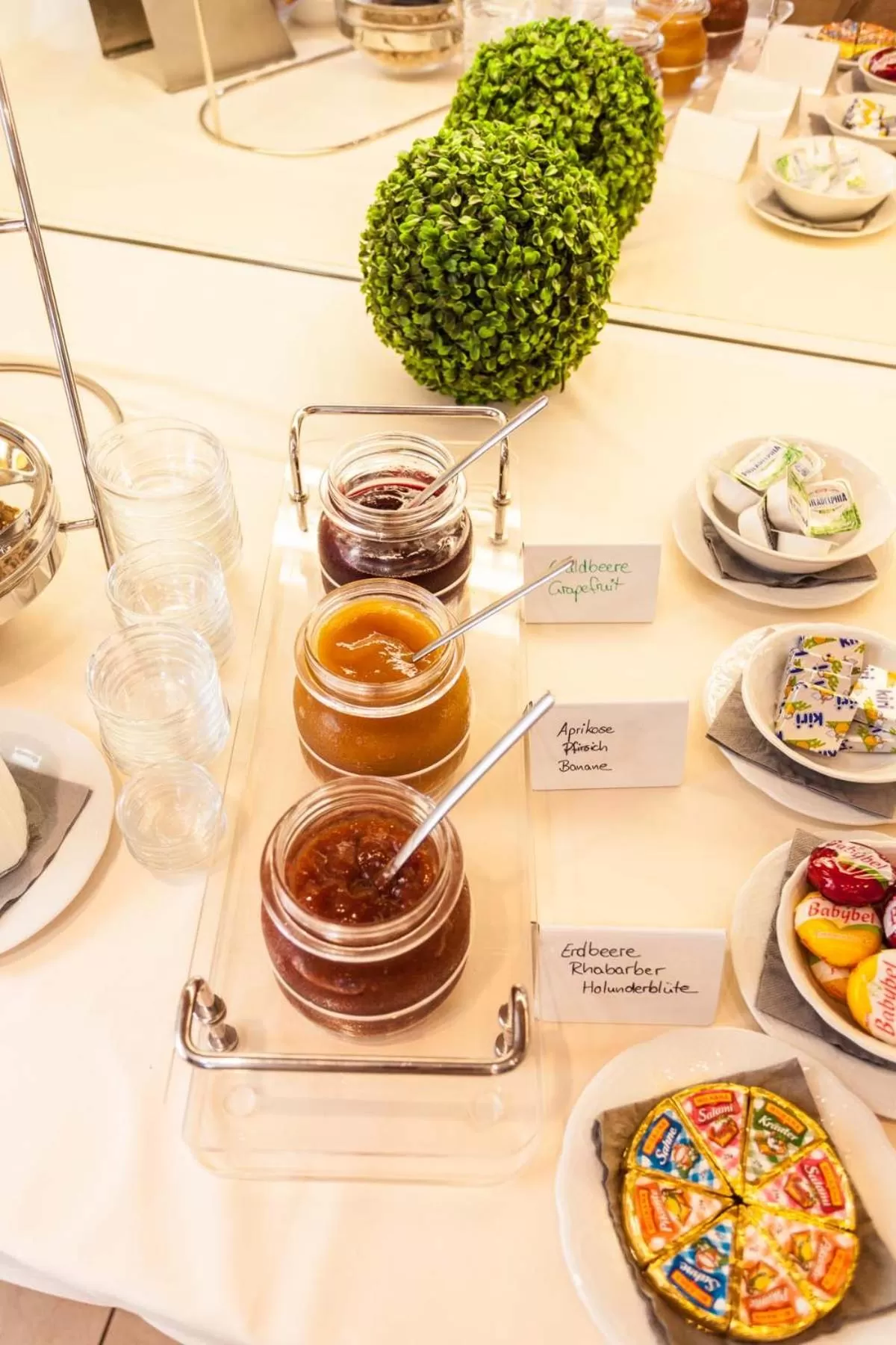 Breakfast in Hotel Restaurant Lamm Rosswag