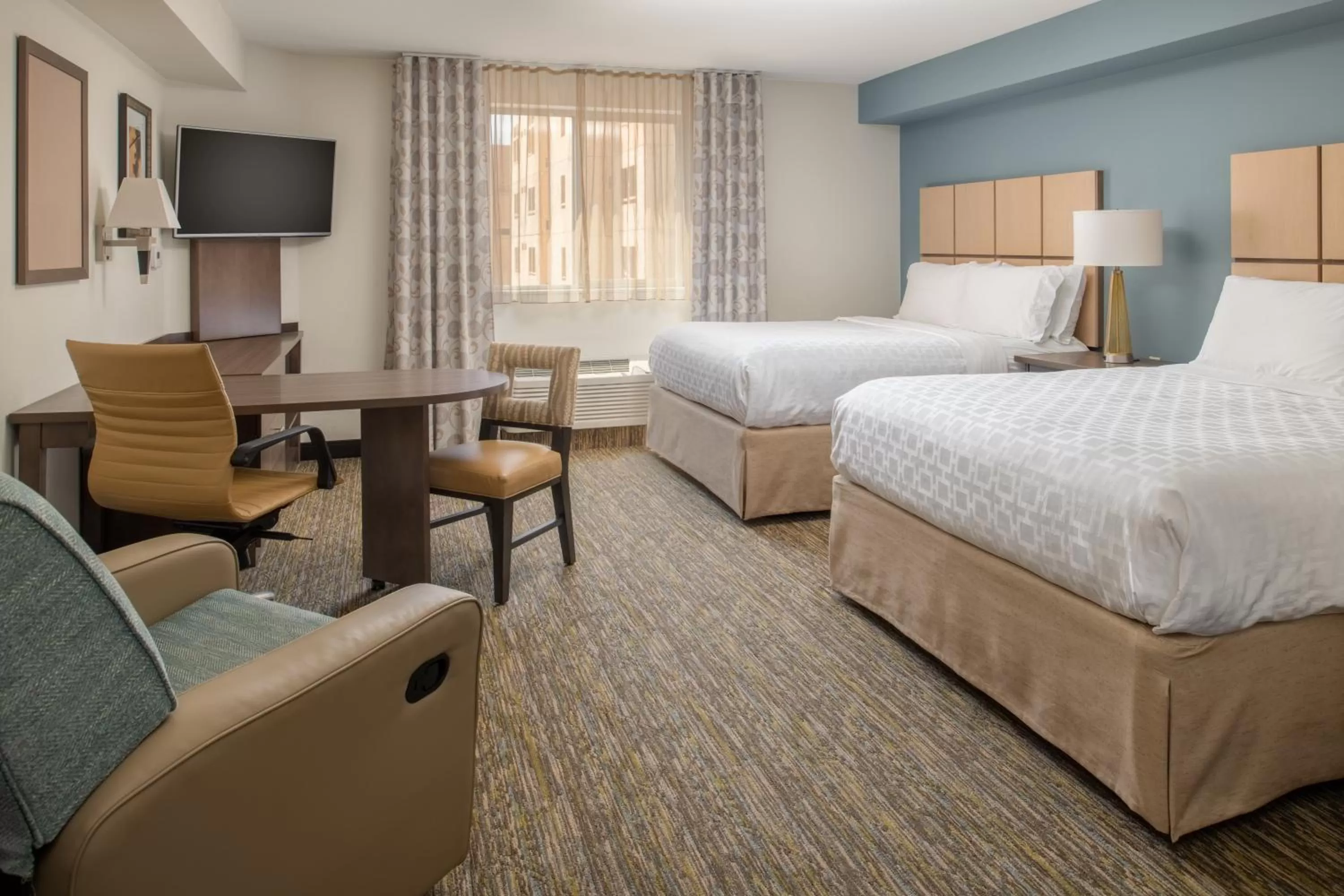 Photo of the whole room, Bed in Candlewood Suites Vancouver/Camas by IHG