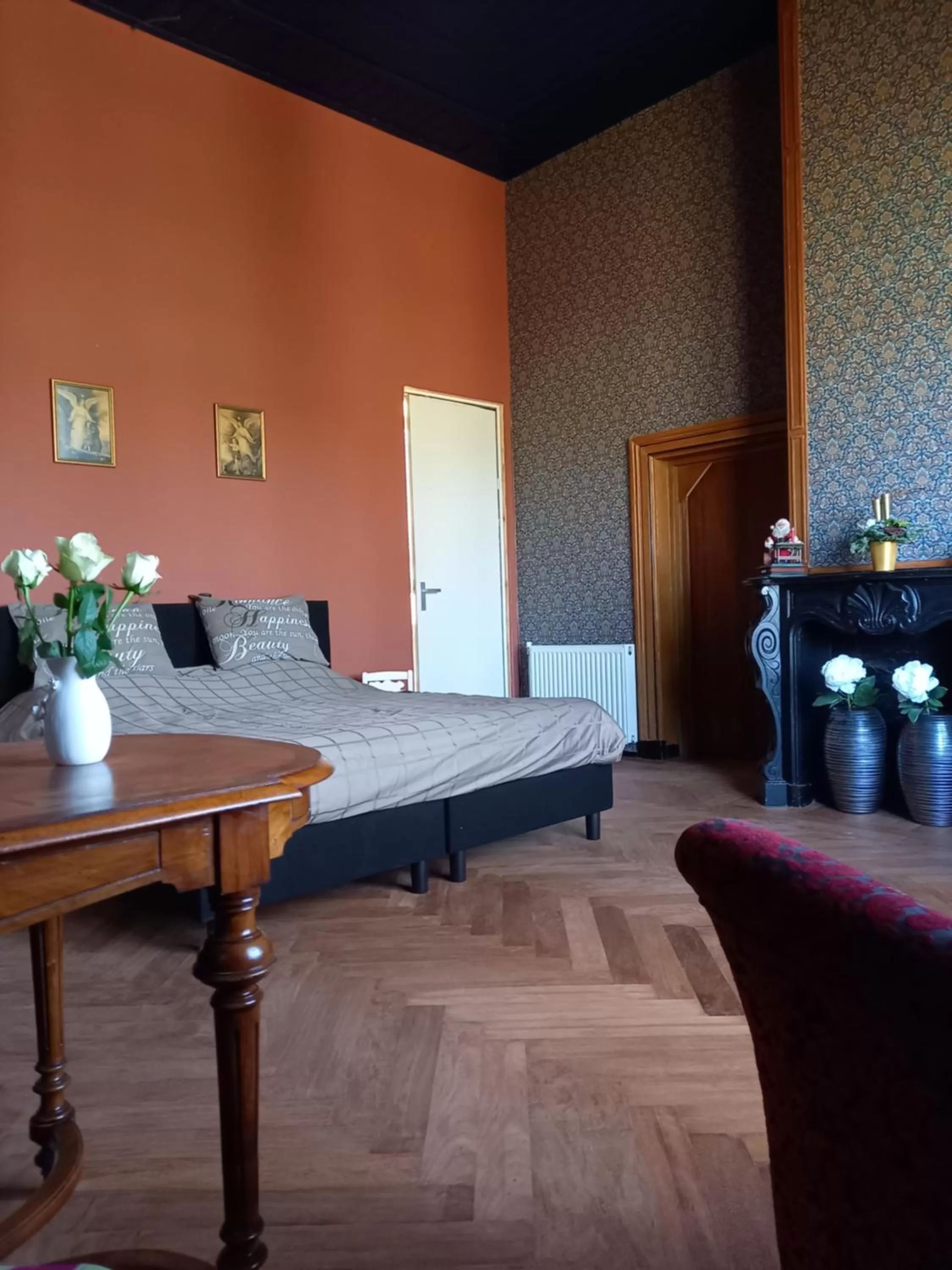 Bed in B&B Villa de Beuk