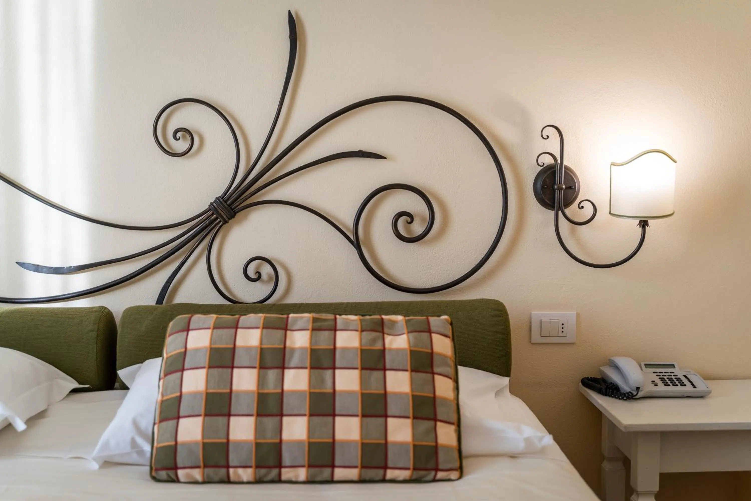 Bed in Hotel Borgo Di Cortefreda - Place of Charme