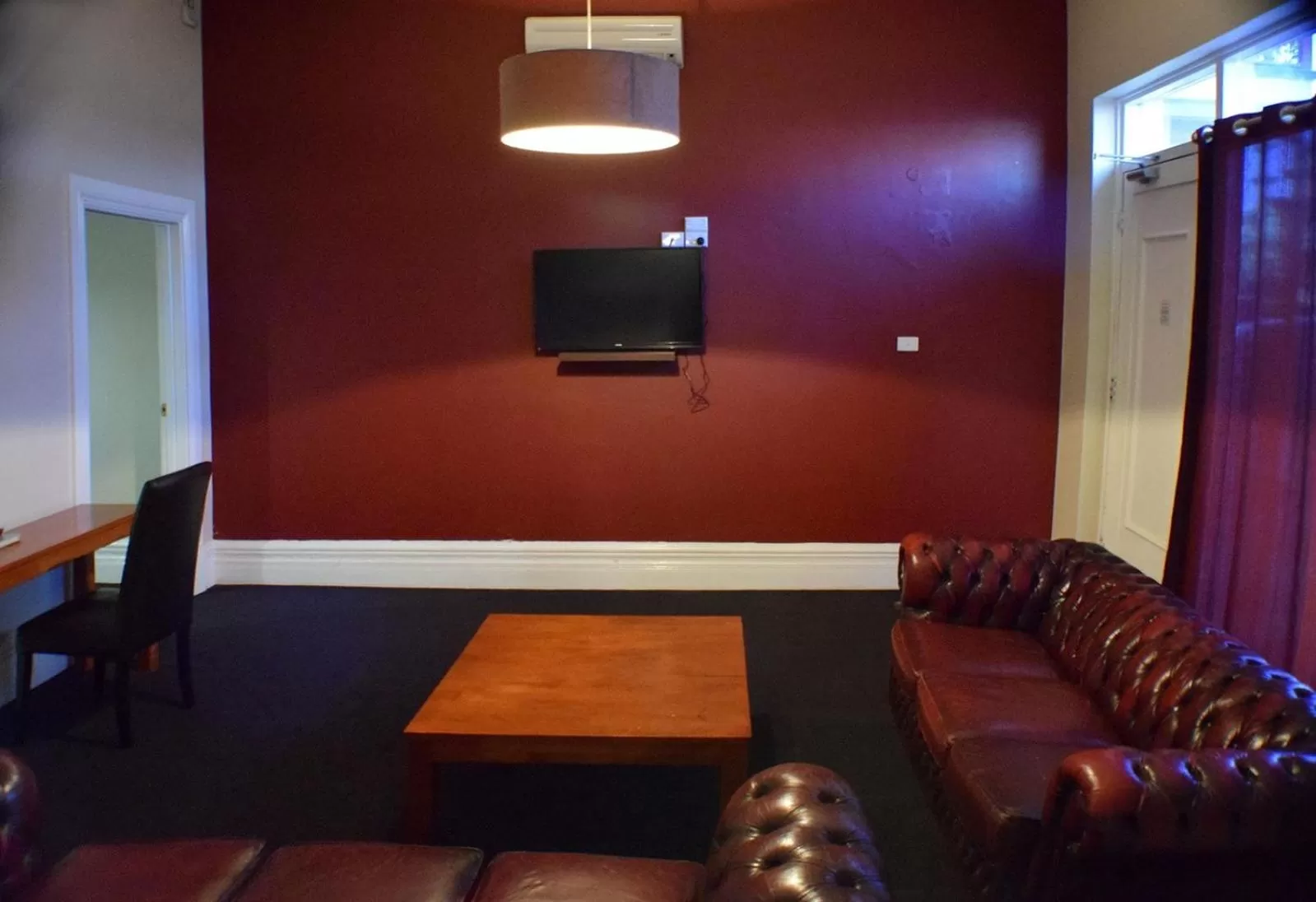 Photo of the whole room in The Palace Hotel Kalgoorlie