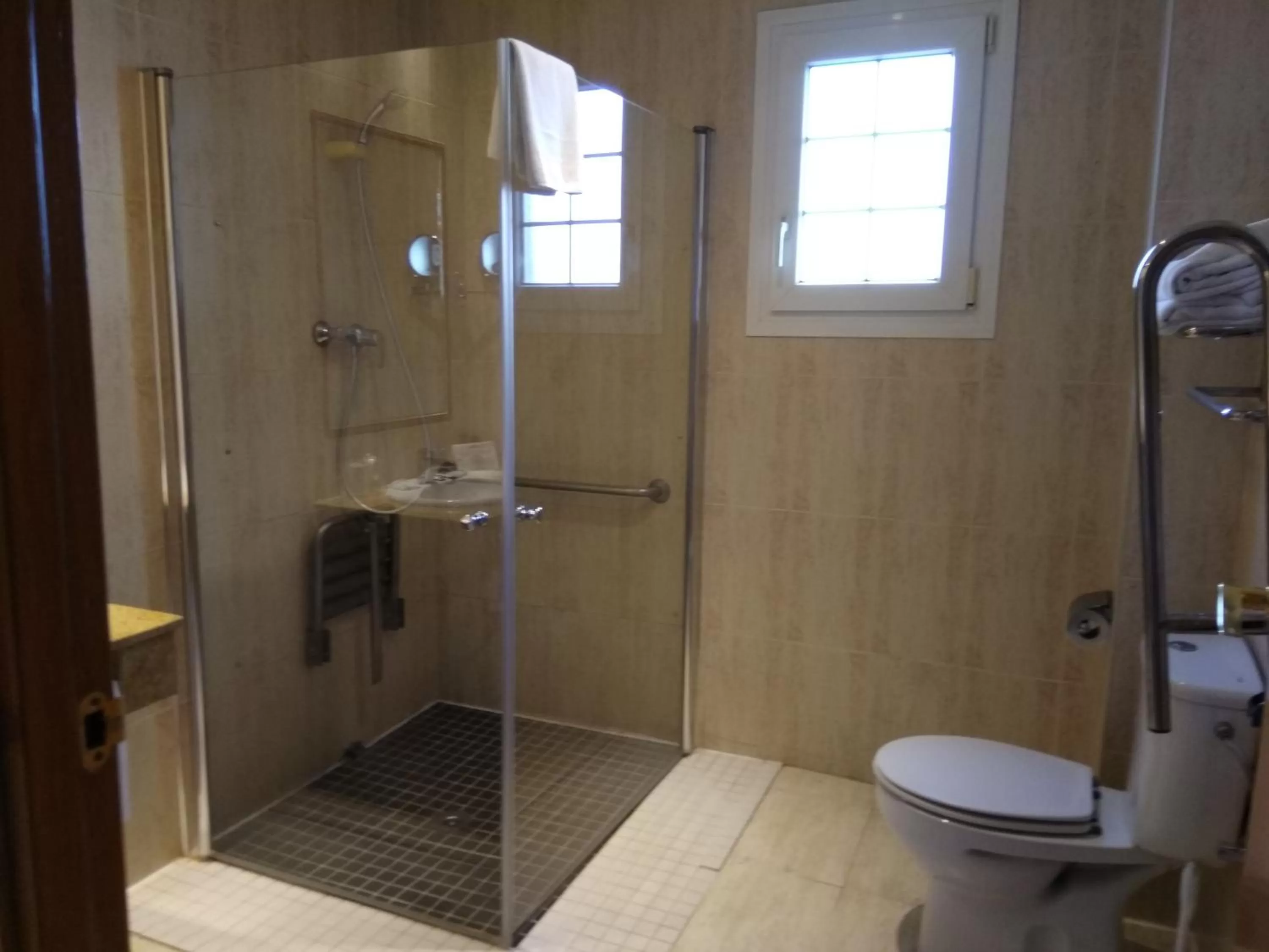 Shower in Hotelet elRetiro