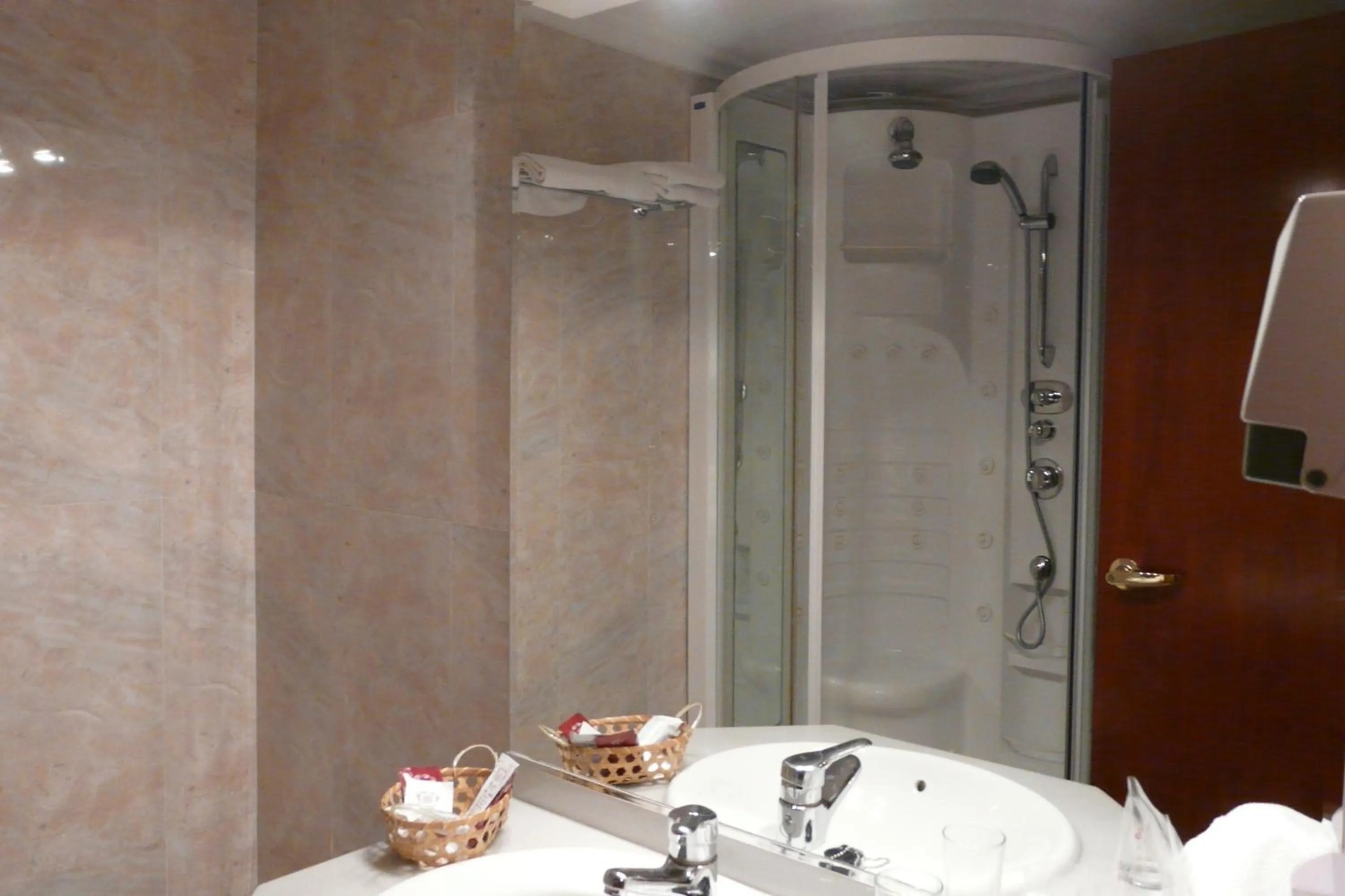 Bathroom in Idh Angel