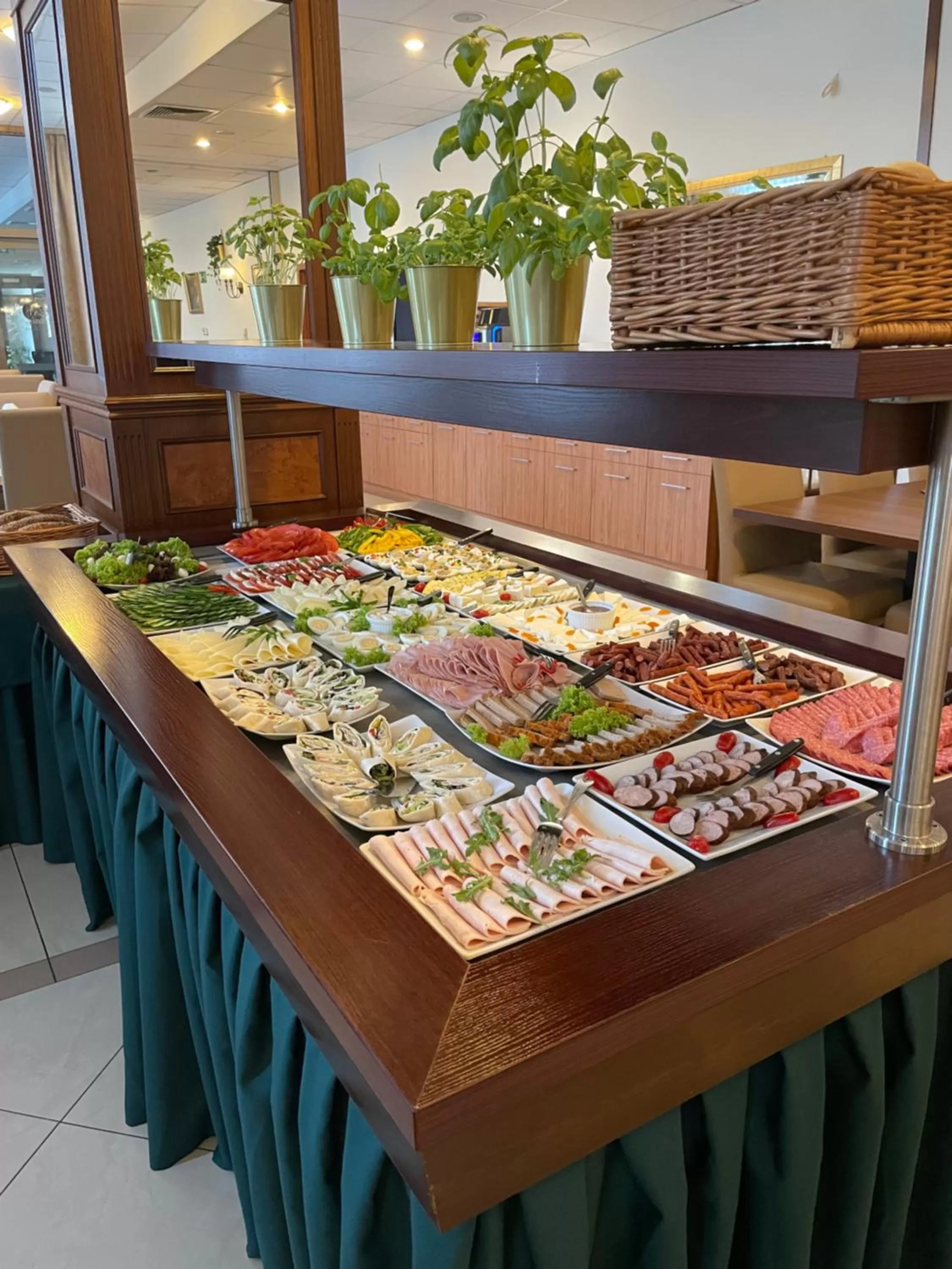 Buffet breakfast in Hotel Great Polonia Conrad Kraków